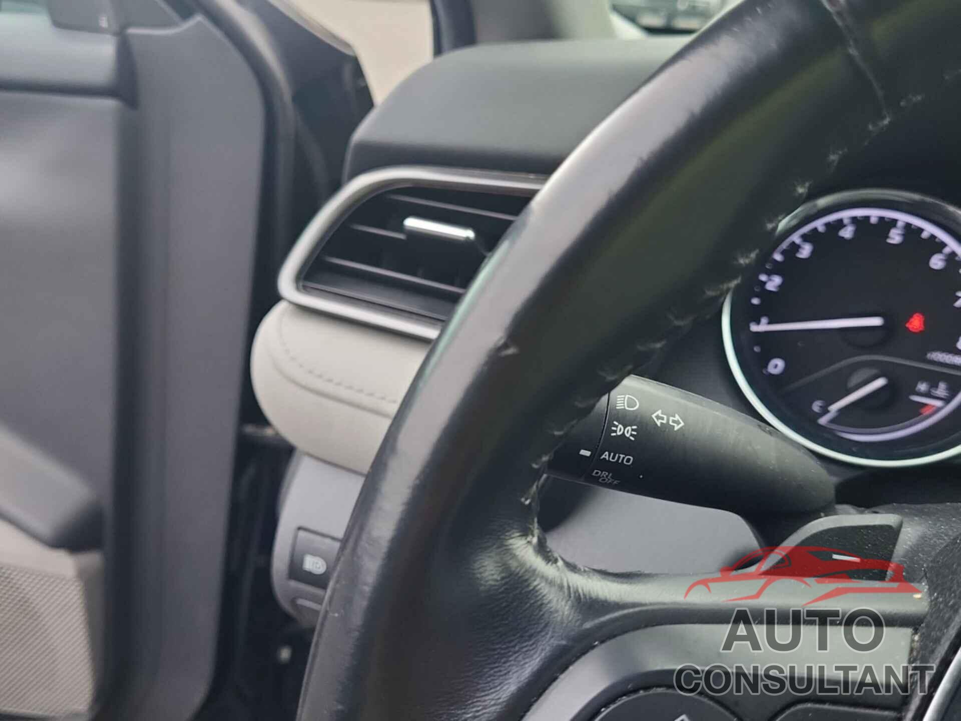 TOYOTA CAMRY 2020 - 4T1G11AK3LU989647