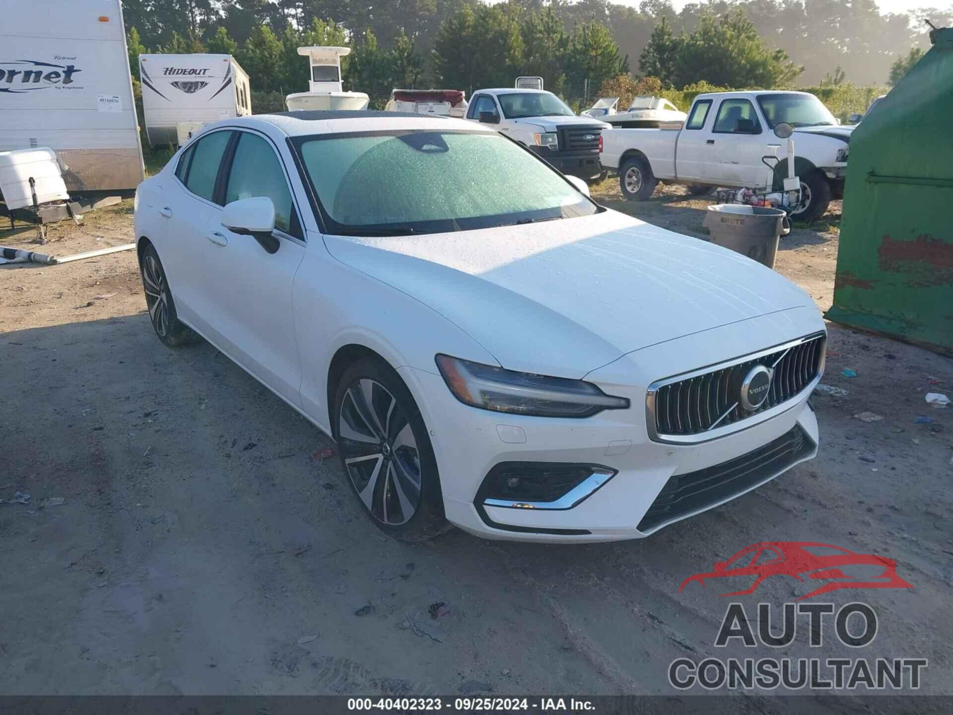 VOLVO S60 2023 - 7JRL12FA1PG252140