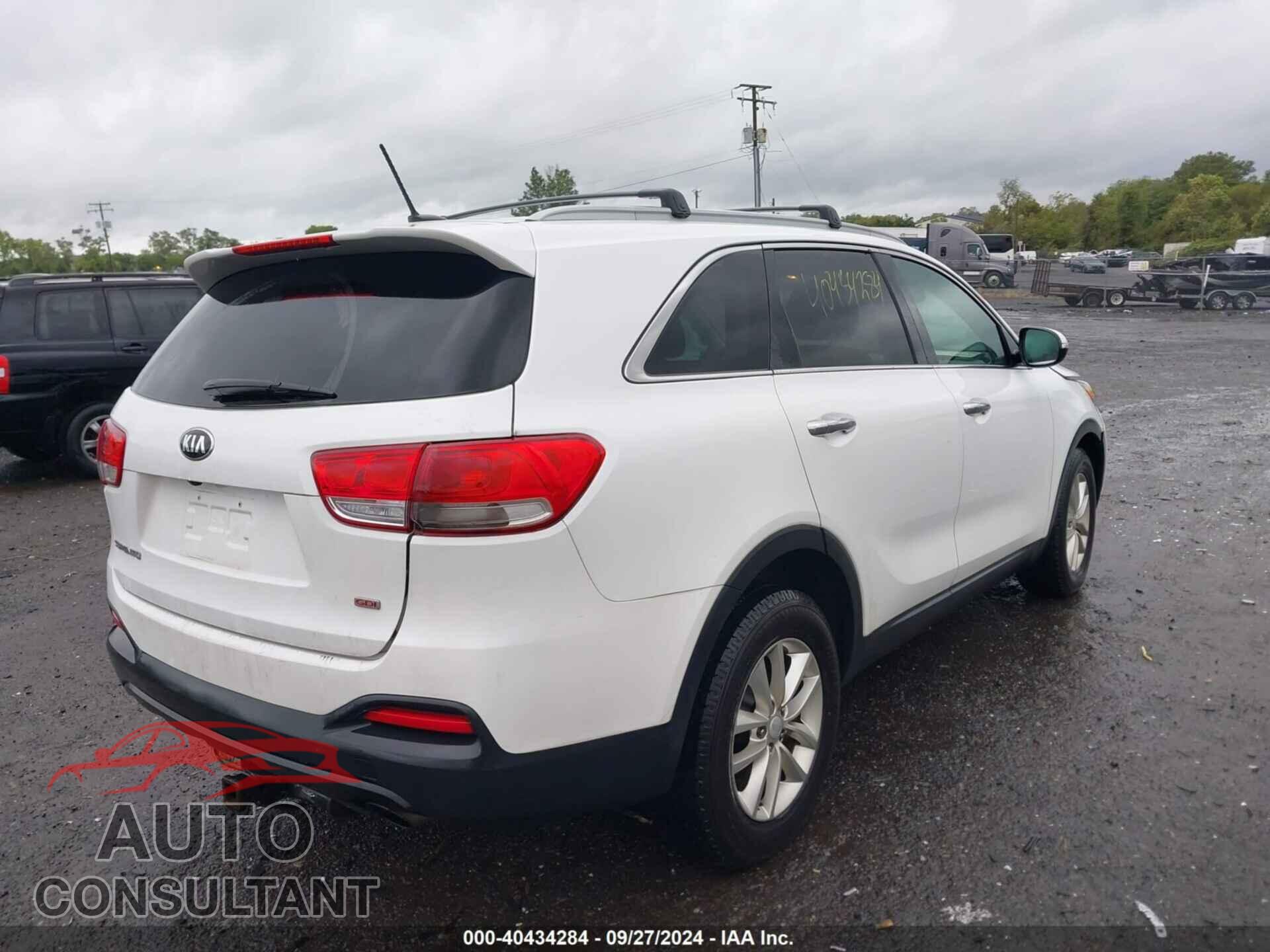 KIA SORENTO 2016 - 5XYPG4A31GG077247