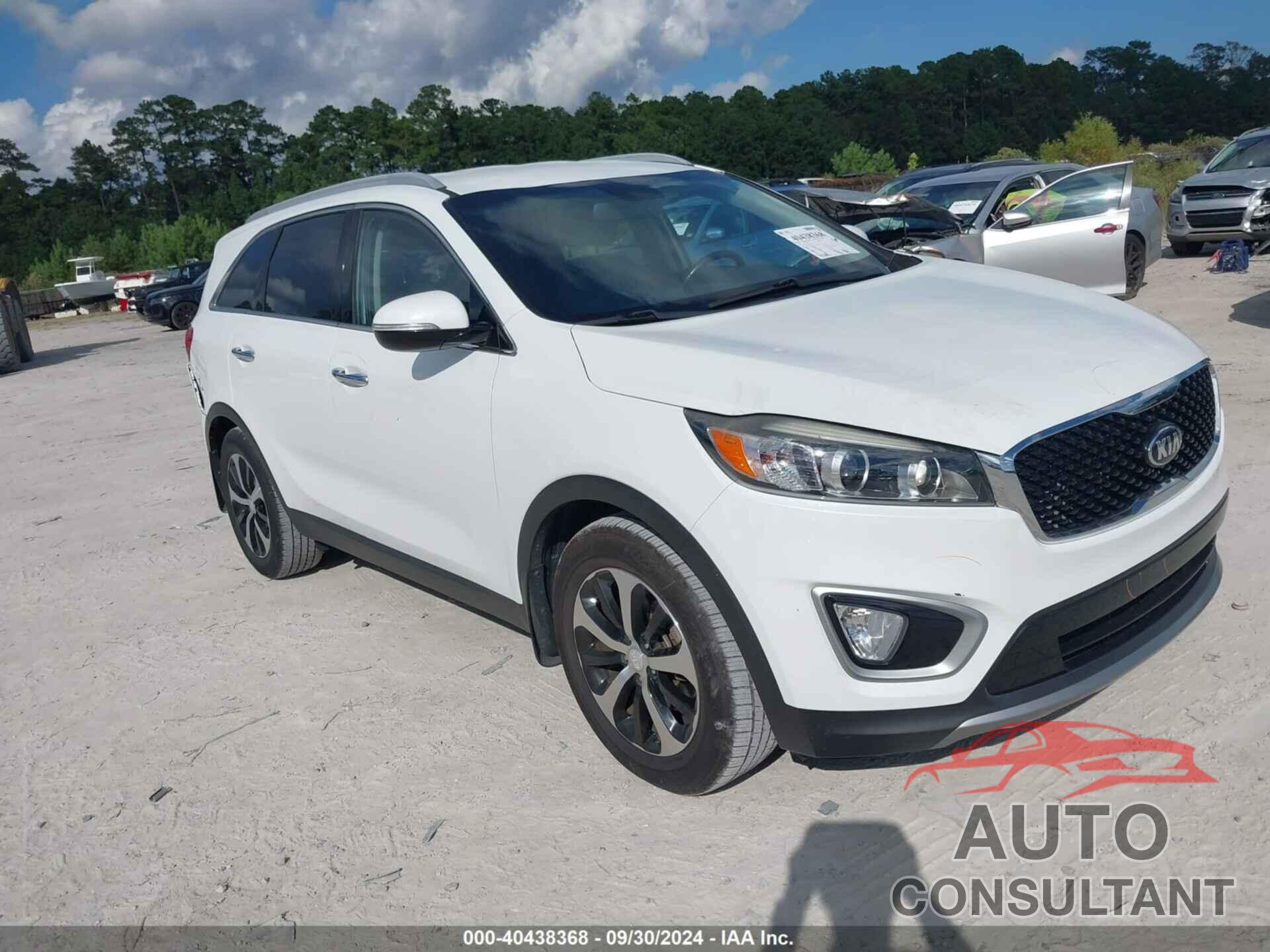 KIA SORENTO 2018 - 5XYPH4A54JG410904