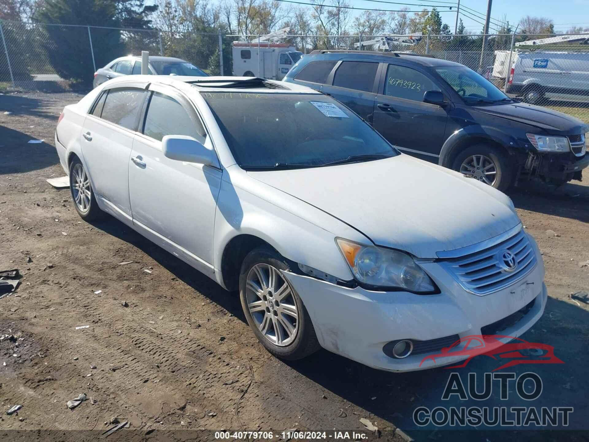 TOYOTA AVALON 2010 - 4T1BK3DBXAU354906