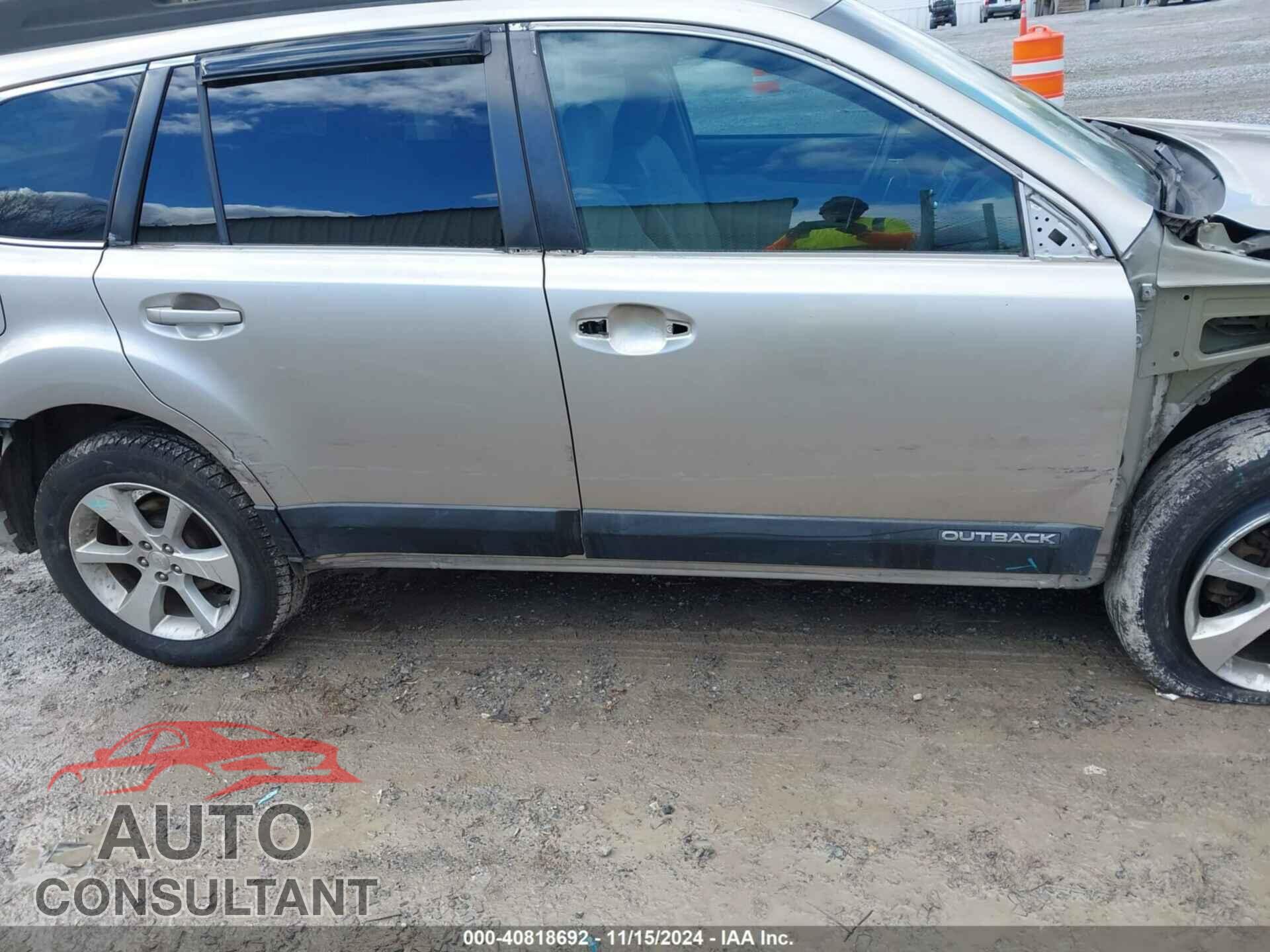 SUBARU OUTBACK 2014 - 4S4BRBLC4E3292852