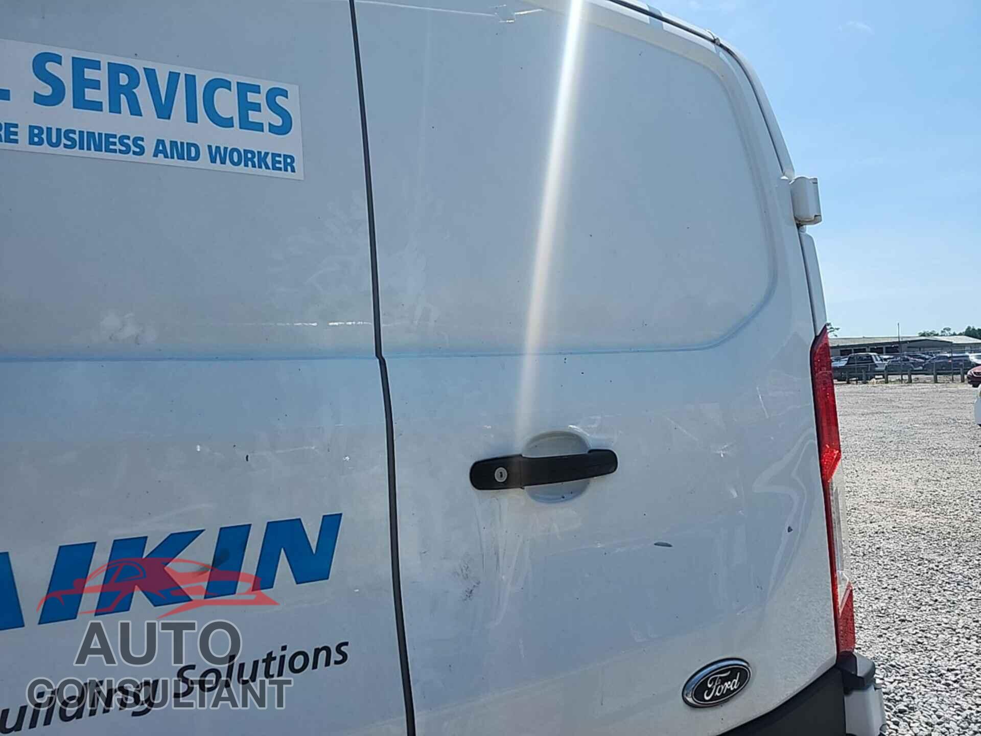 FORD TRANSIT 2019 - 1FTYR1YG7KKB08574