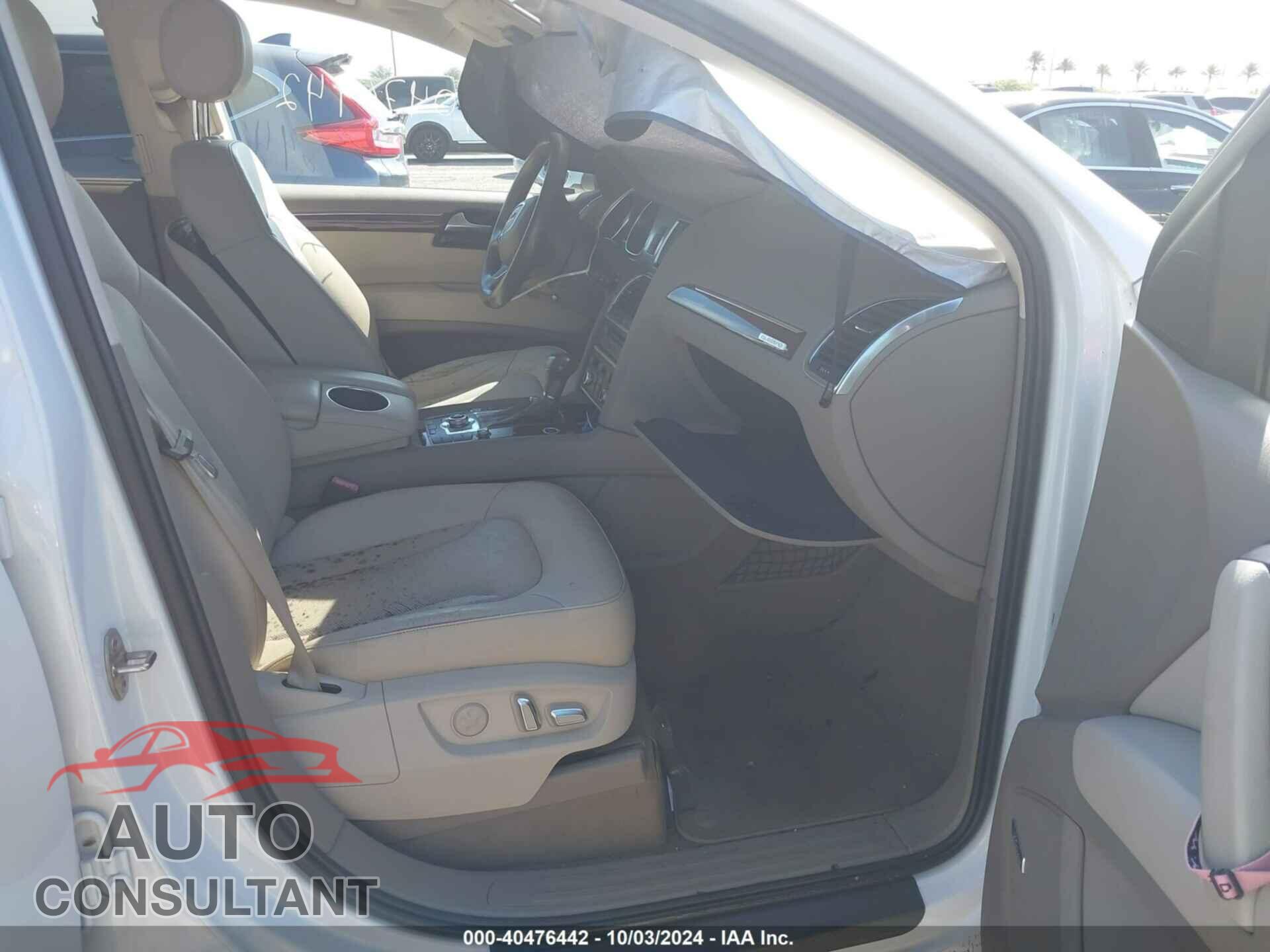AUDI Q7 2012 - WA1VMAFEXCD007631