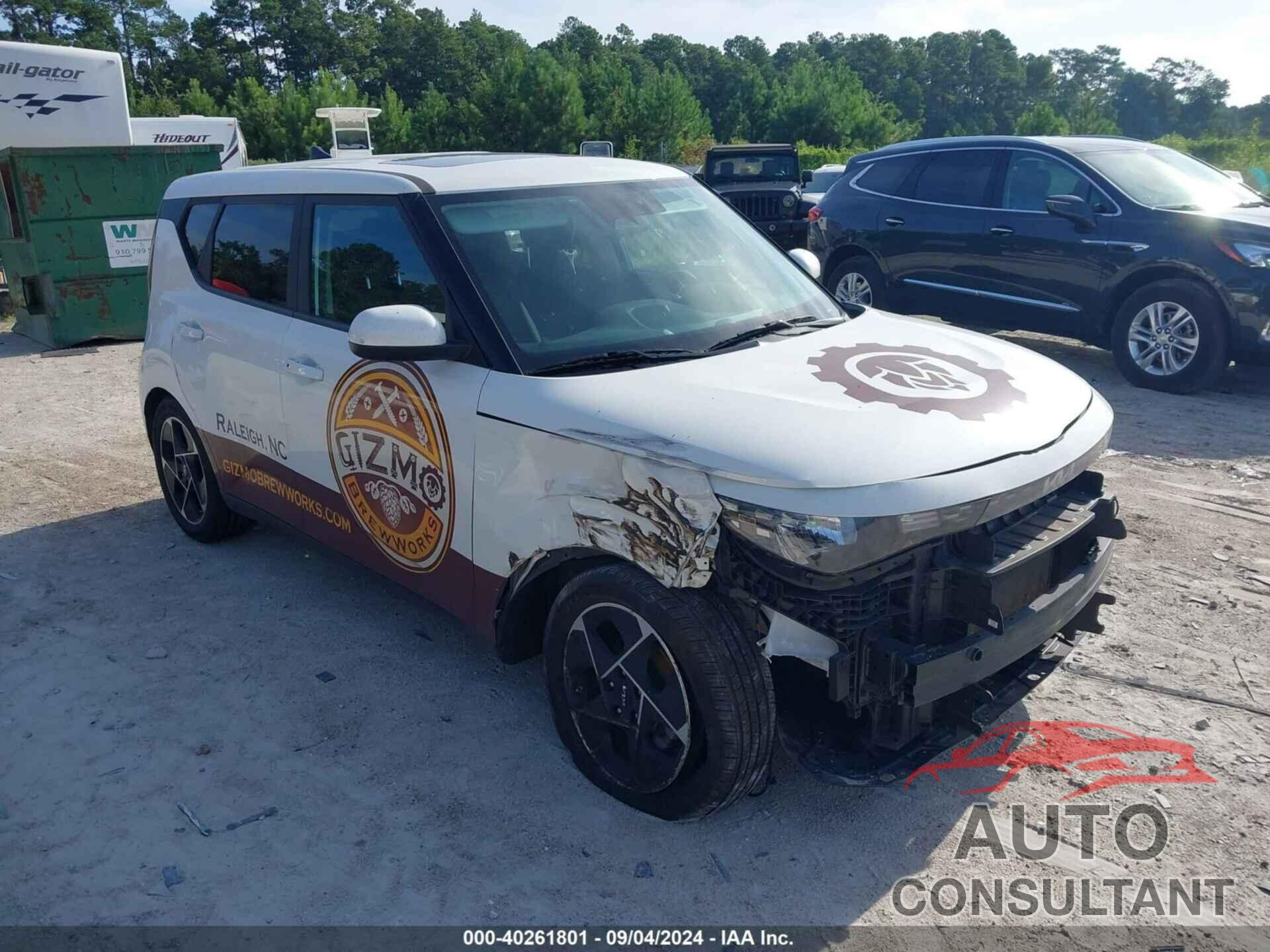 KIA SOUL 2023 - KNDJ33AU9P7838463