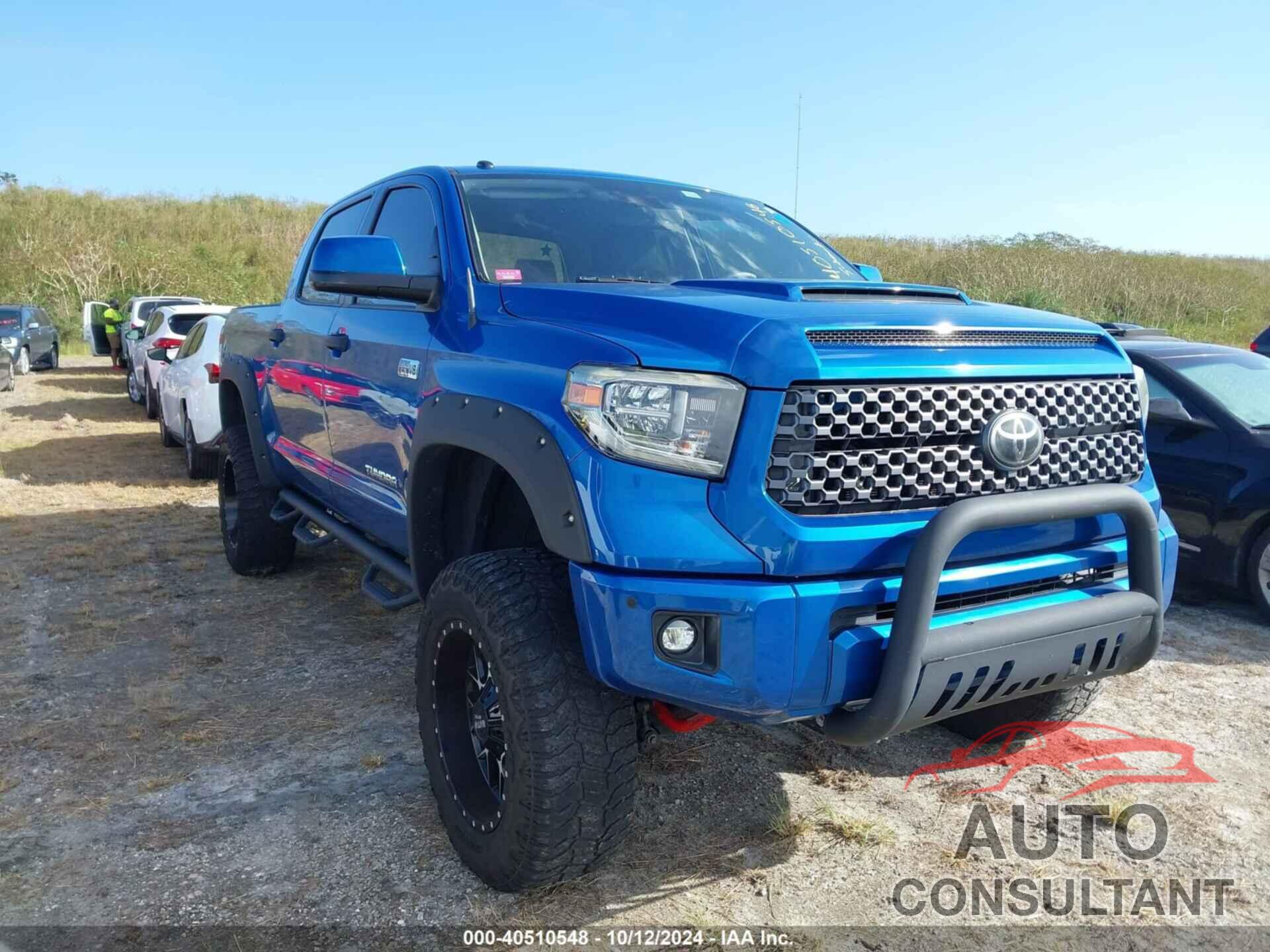 TOYOTA TUNDRA 2018 - 5TFDW5F13JX705753