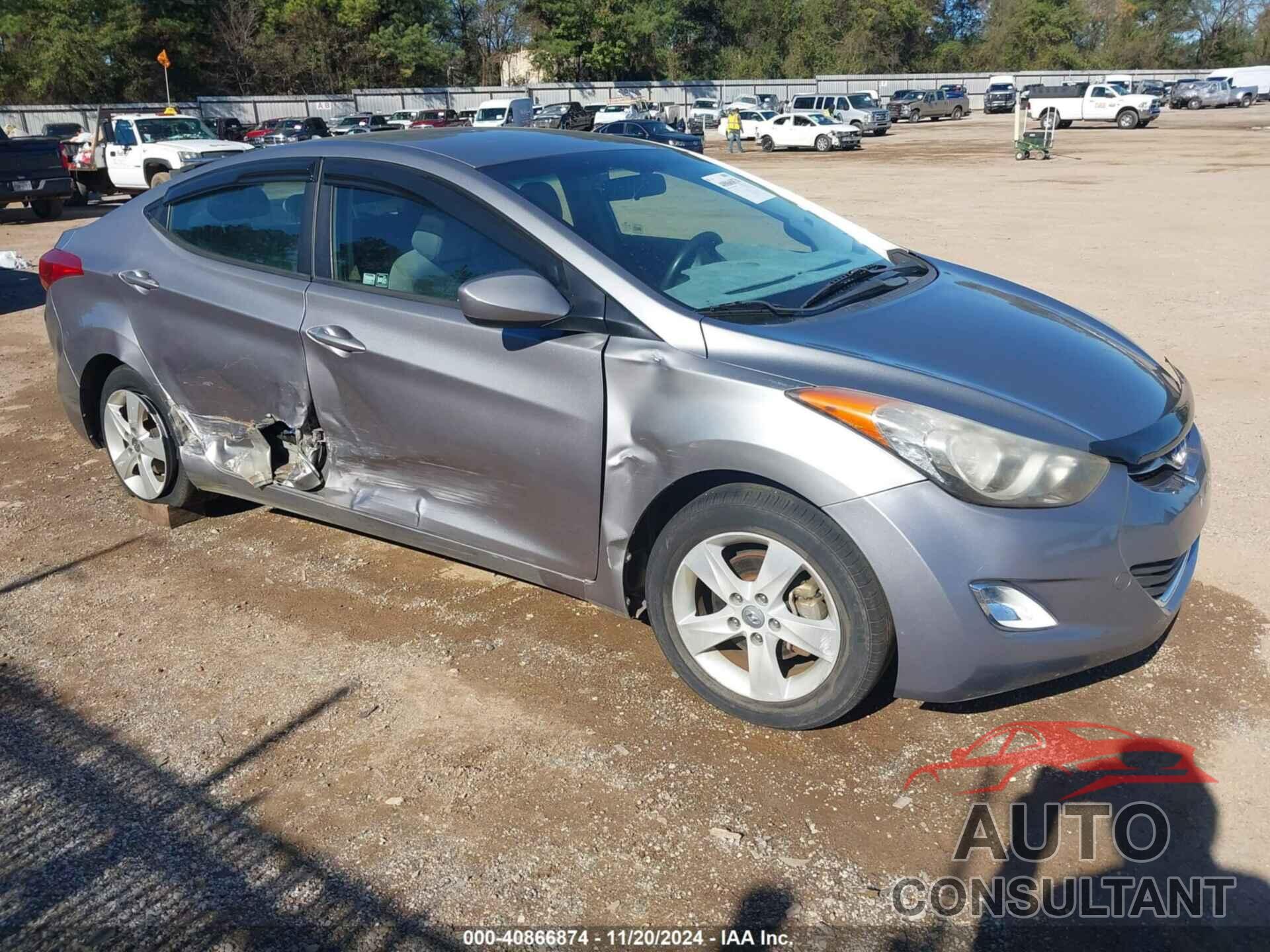 HYUNDAI ELANTRA 2013 - KMHDH4AE5DU916582