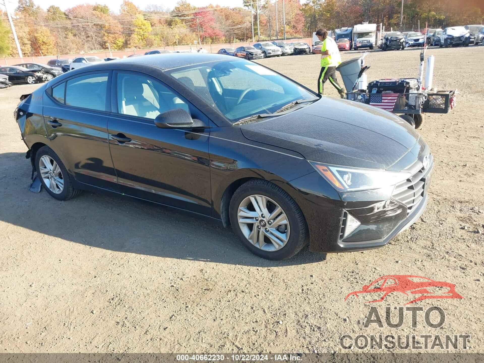 HYUNDAI ELANTRA 2020 - 5NPD84LF7LH566116