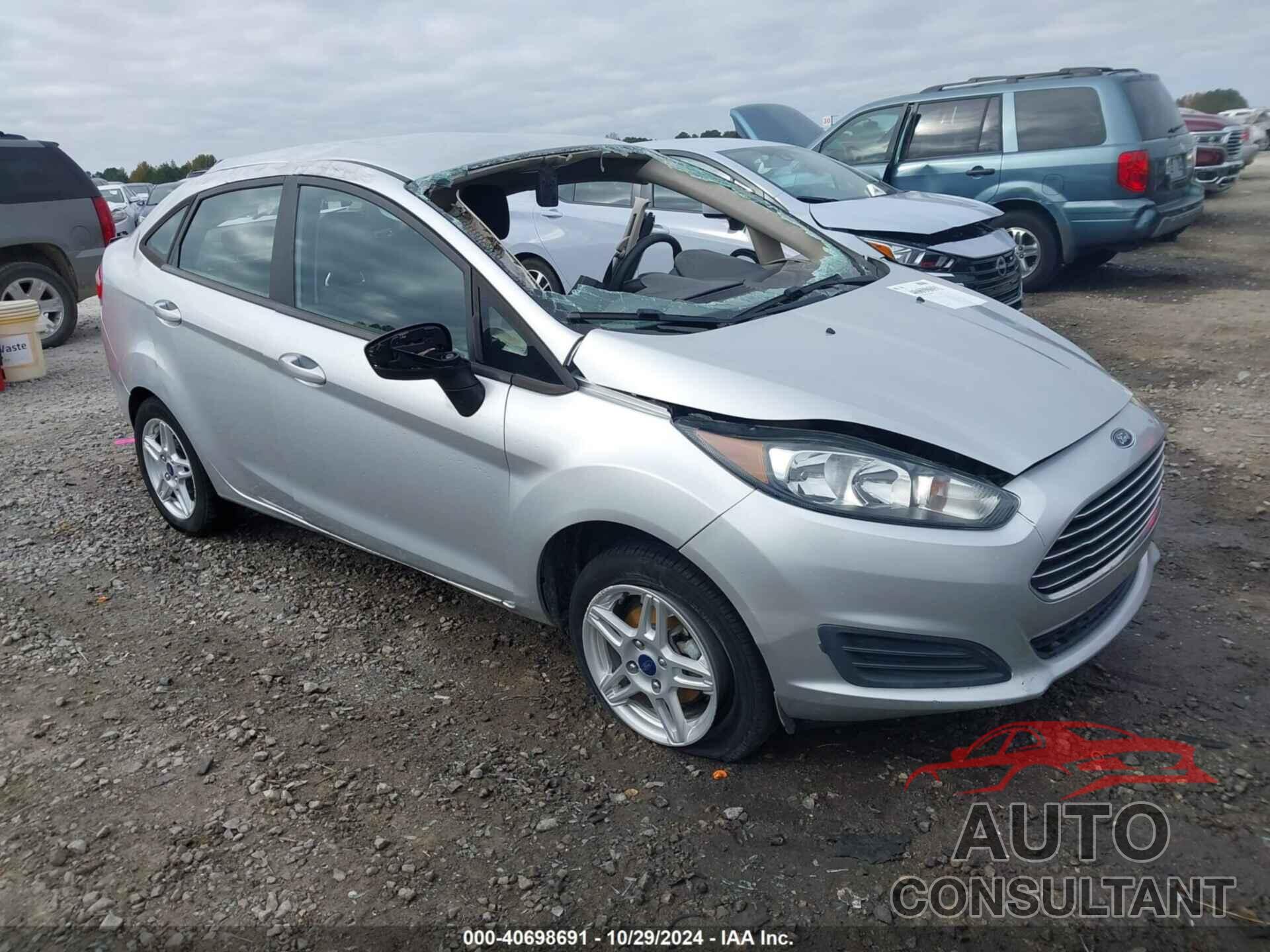 FORD FIESTA 2018 - 3FADP4BJ8JM139775