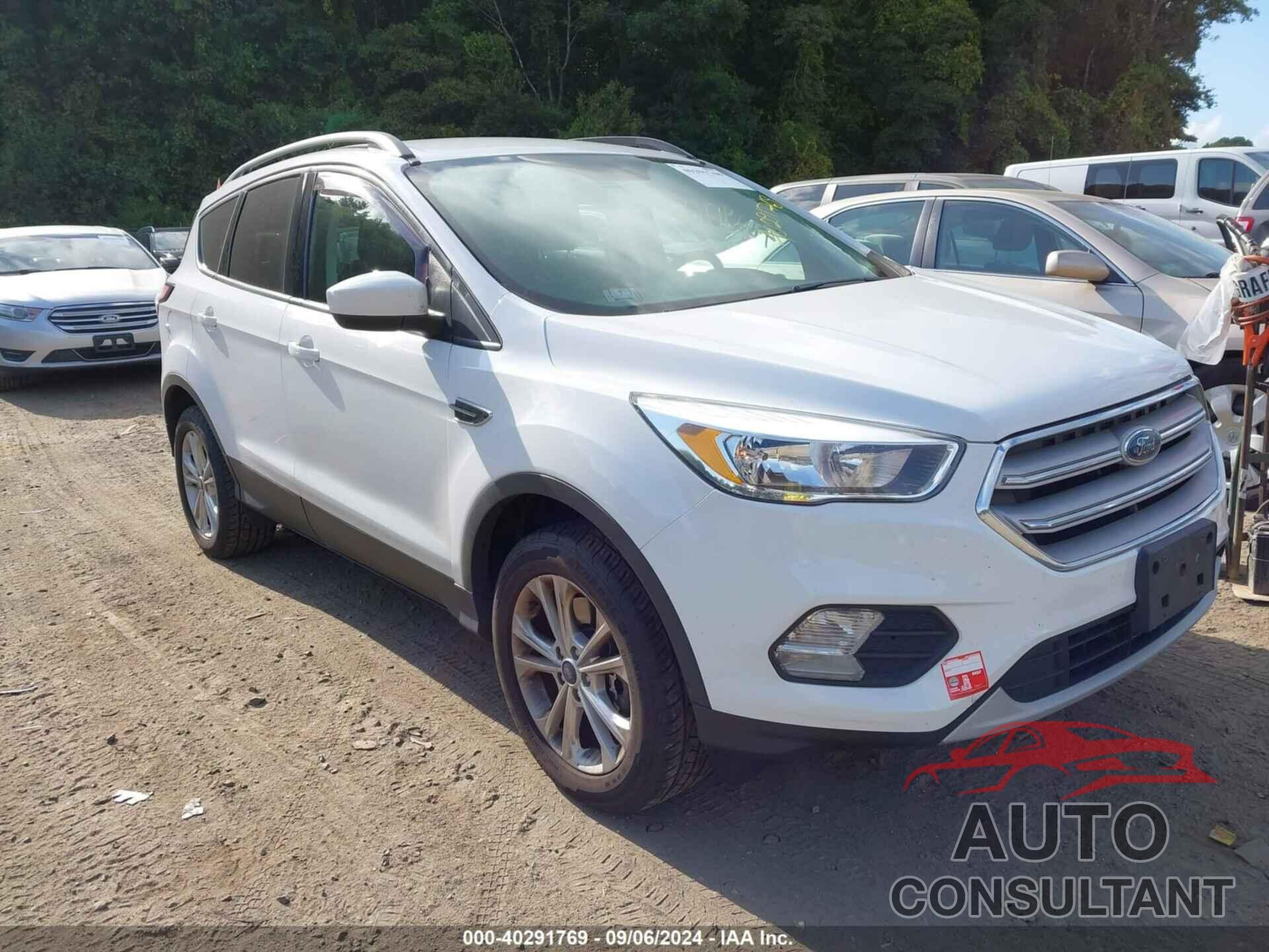 FORD ESCAPE 2018 - 1FMCU9G90JUC38561