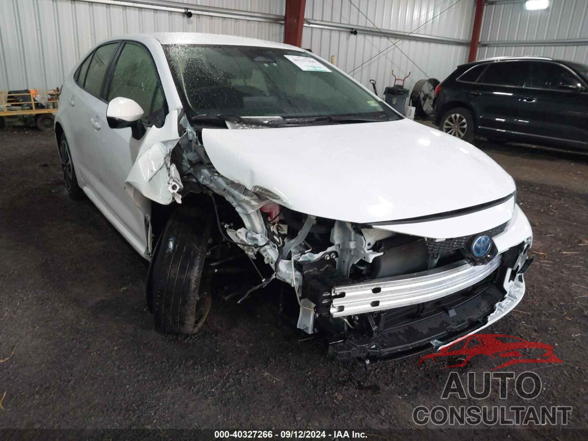 TOYOTA COROLLA 2024 - JTDBCMFE0R3049141
