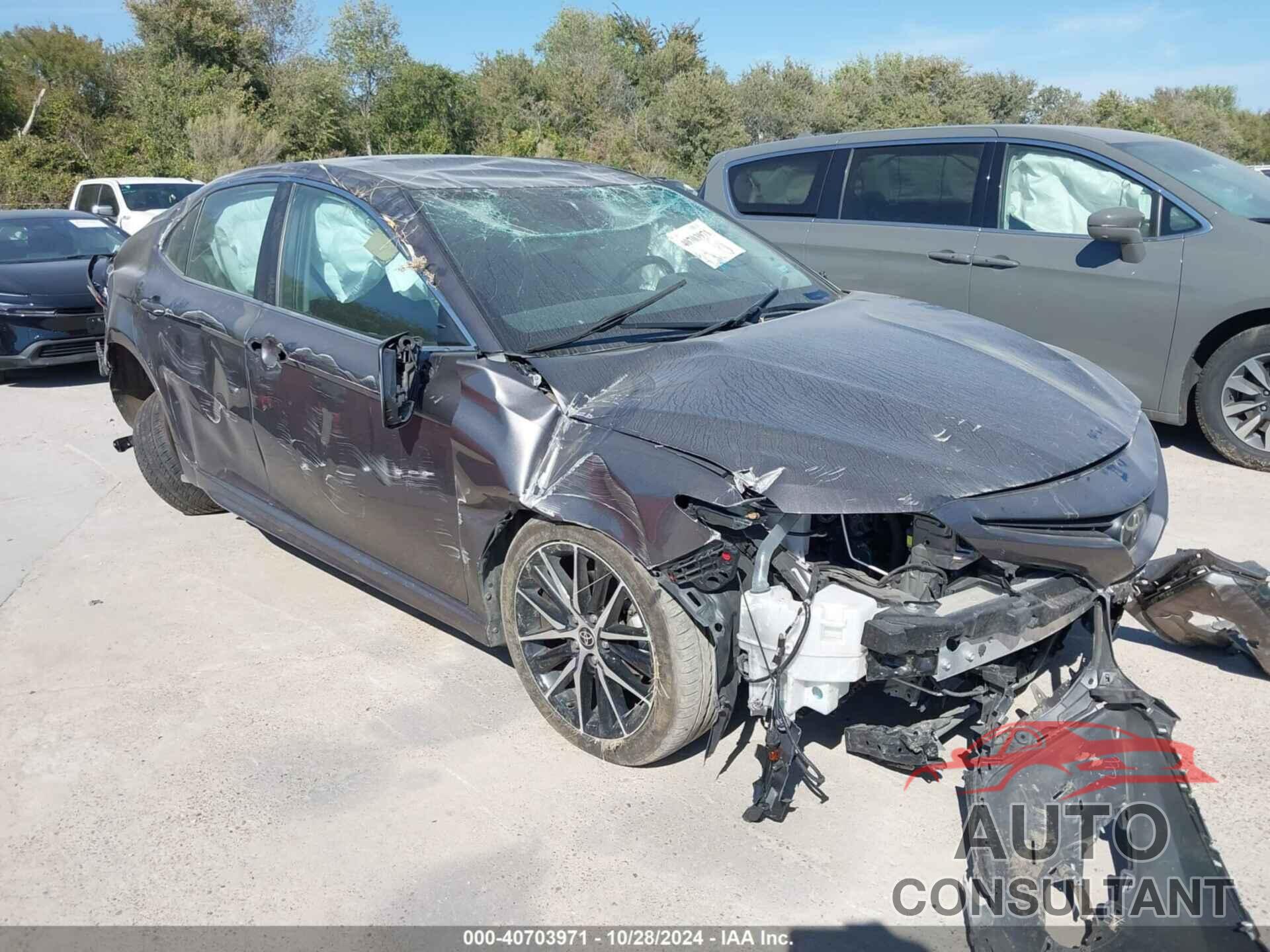 TOYOTA CAMRY 2023 - 4T1G11AK0PU727218