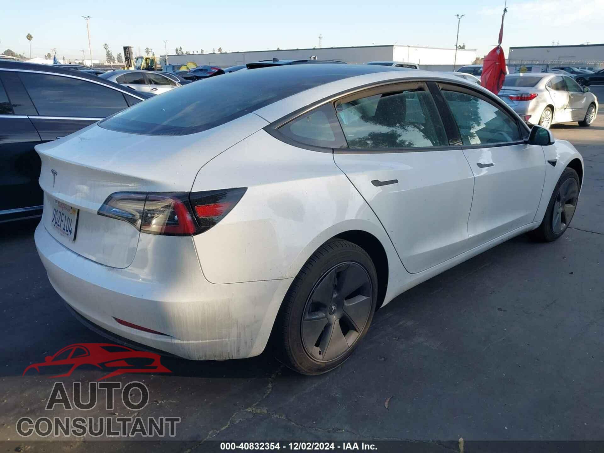 TESLA MODEL 3 2023 - 5YJ3E1EA5PF572425