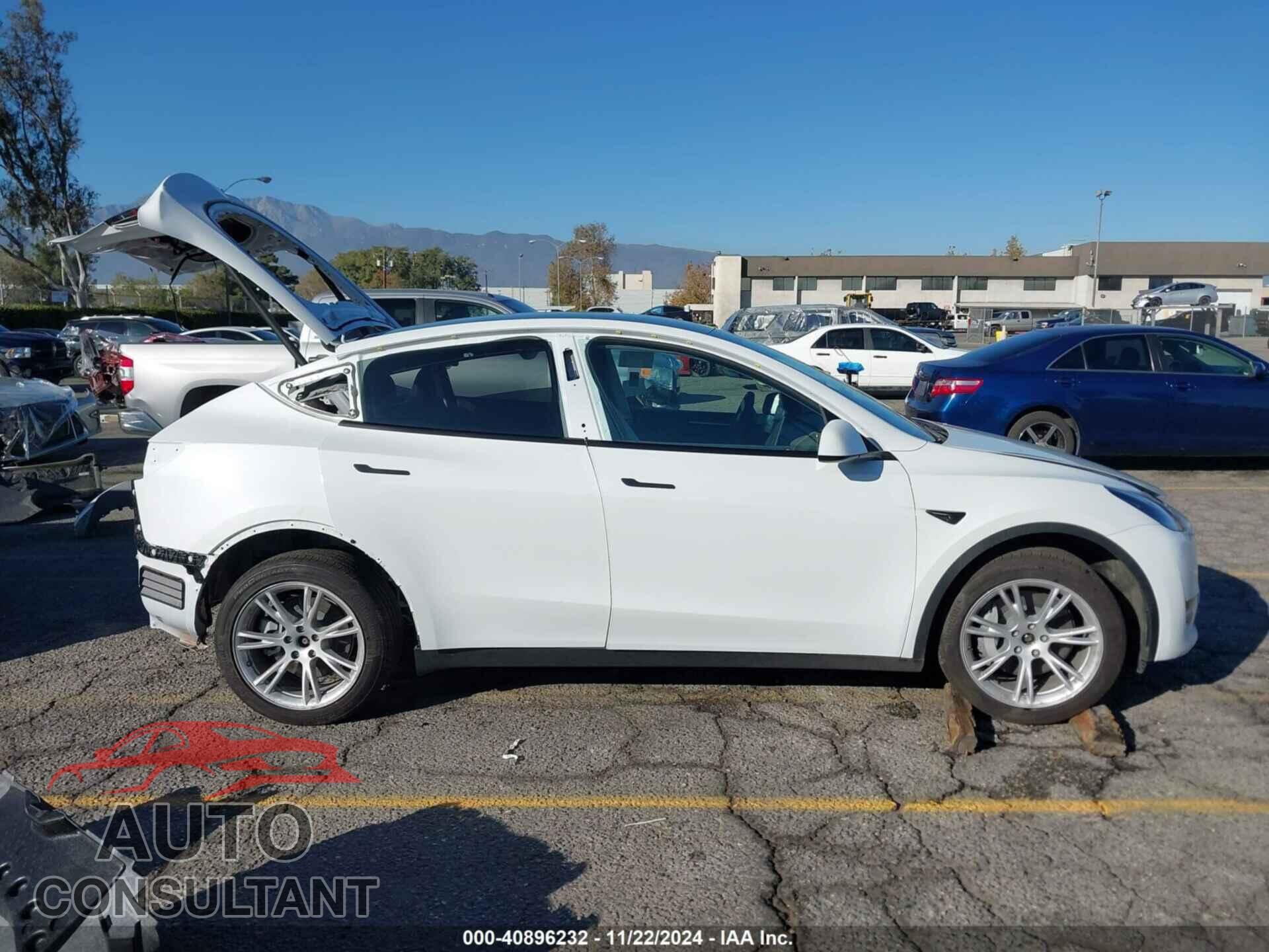 TESLA MODEL Y 2023 - 7SAYGDEEXPF896297