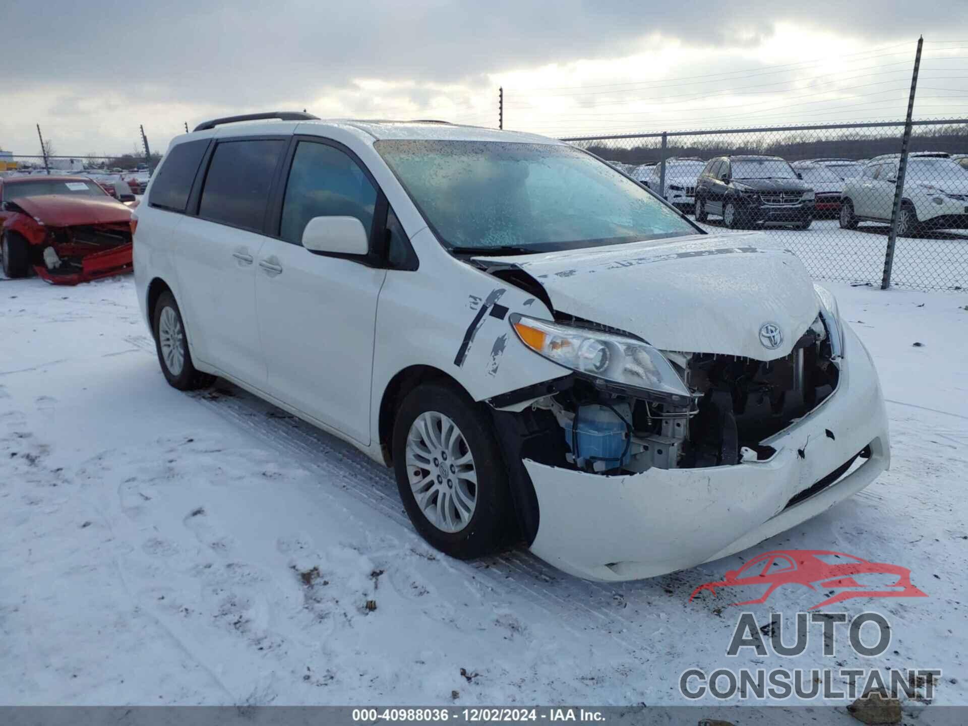 TOYOTA SIENNA 2017 - 5TDYZ3DC4HS852620