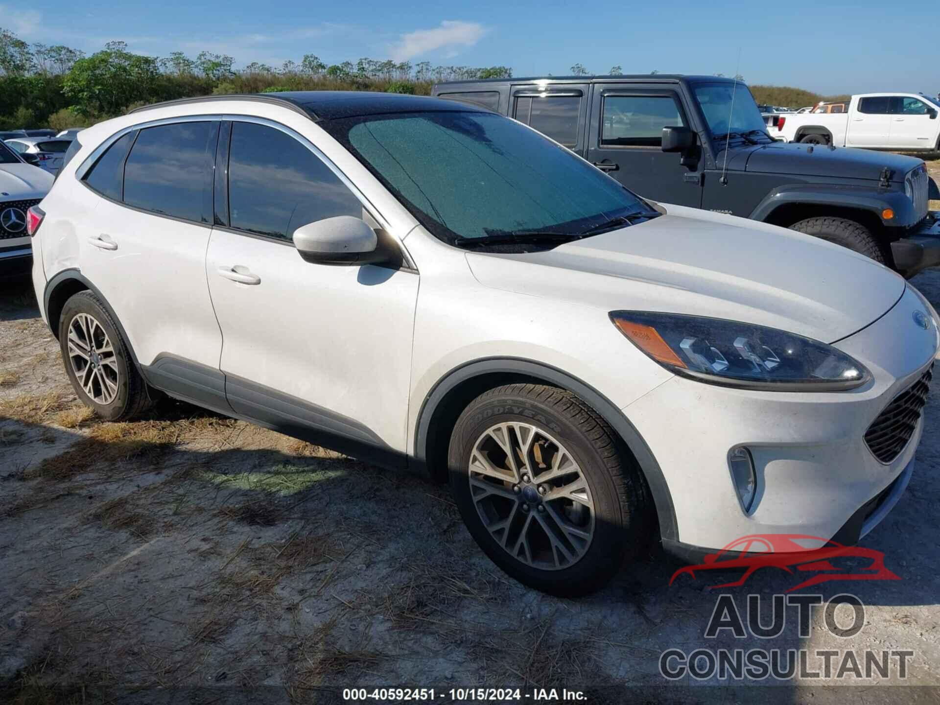 FORD ESCAPE 2020 - 1FMCU0H65LUC08927