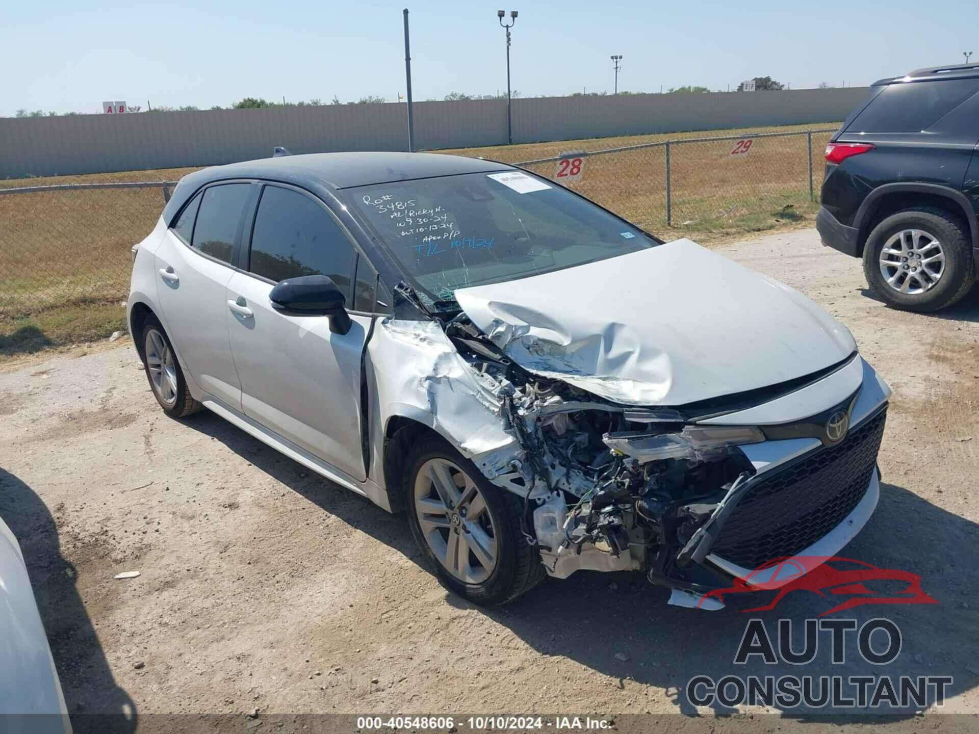 TOYOTA COROLLA 2021 - JTNB4MBE6M3137232