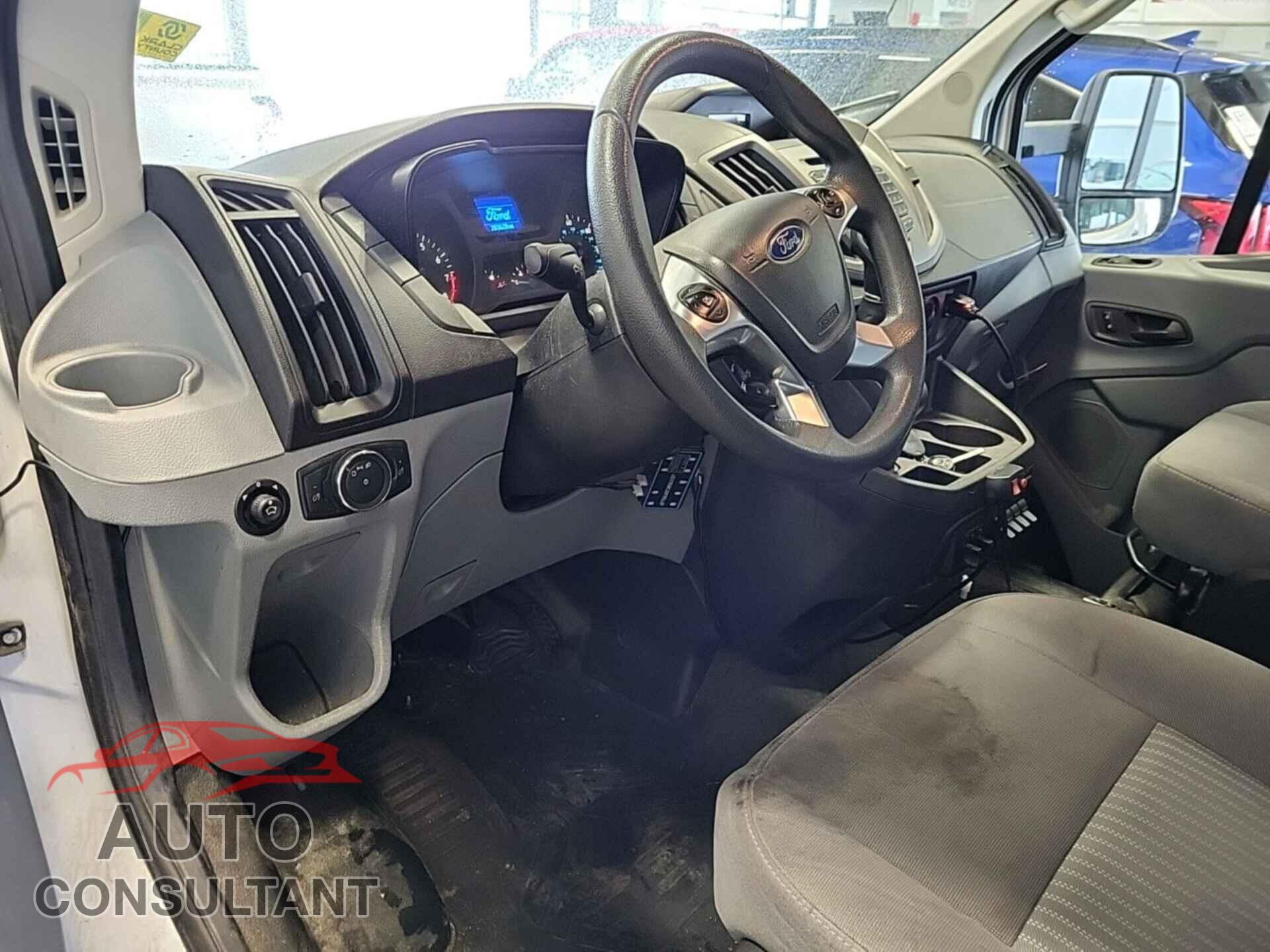 FORD TRANSIT 2019 - 1FDYR5PM4KKA41006