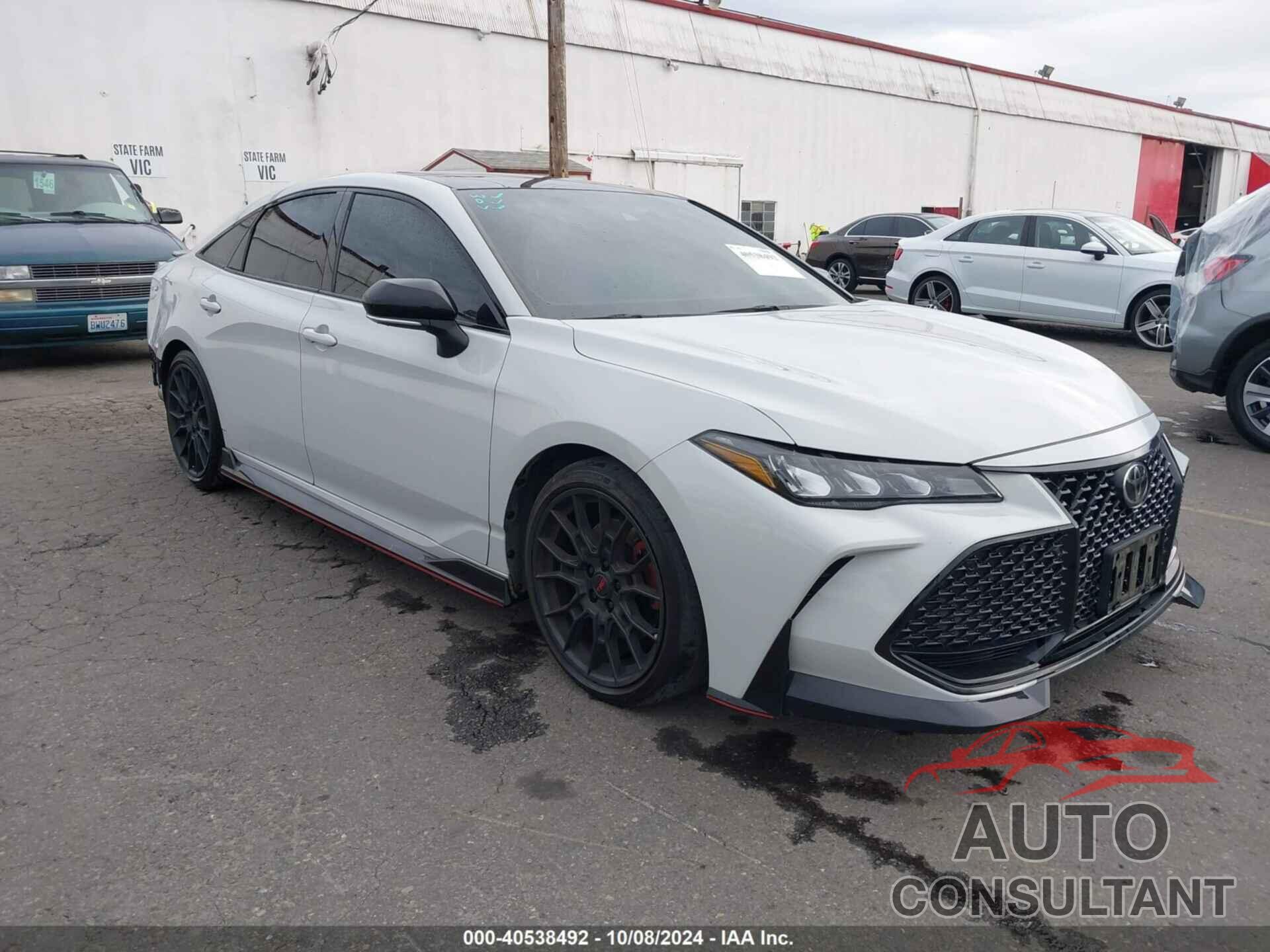 TOYOTA AVALON 2021 - 4T1FZ1FB3MU056734