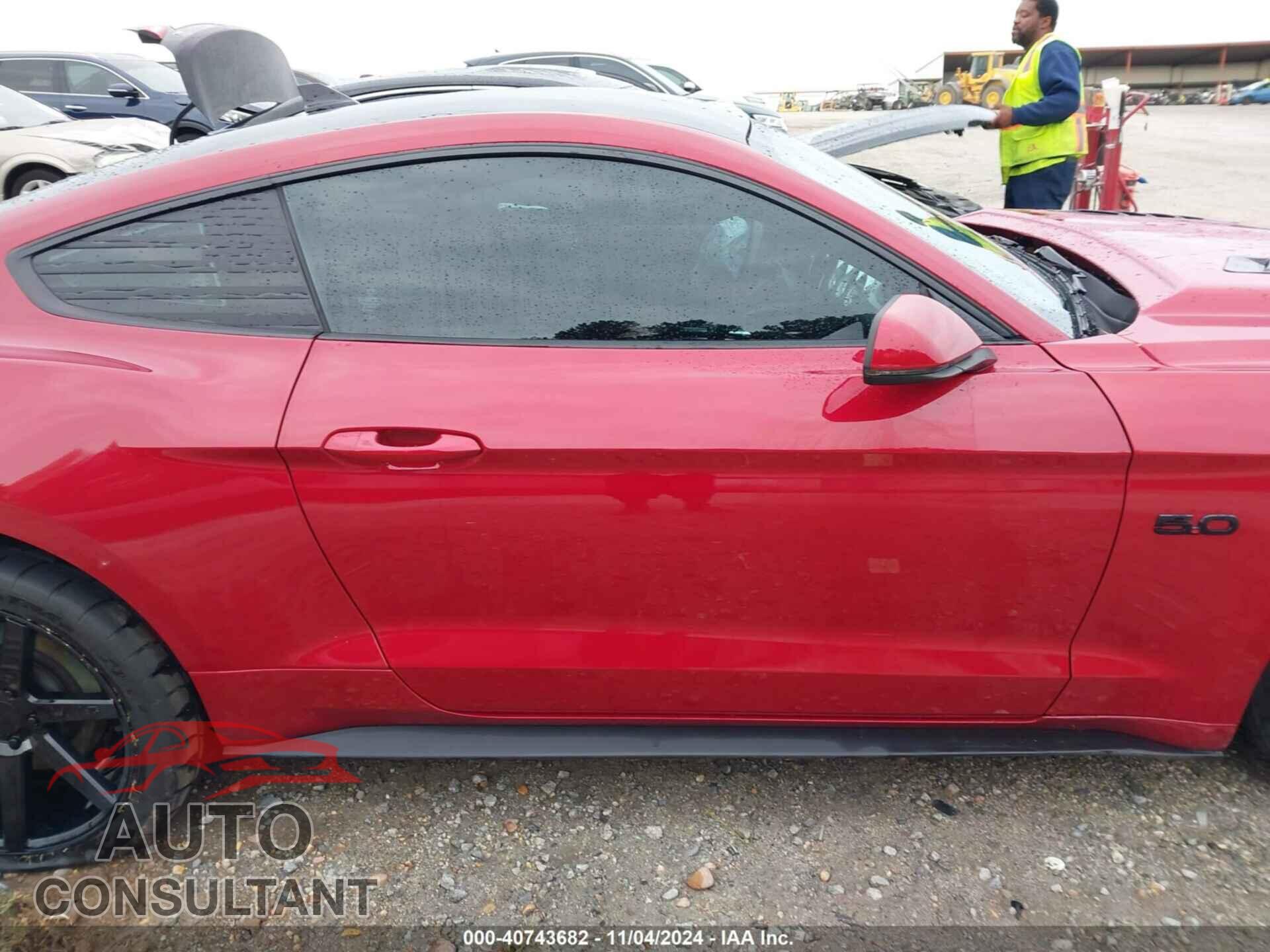 FORD MUSTANG 2020 - 1FA6P8CF0L5181473