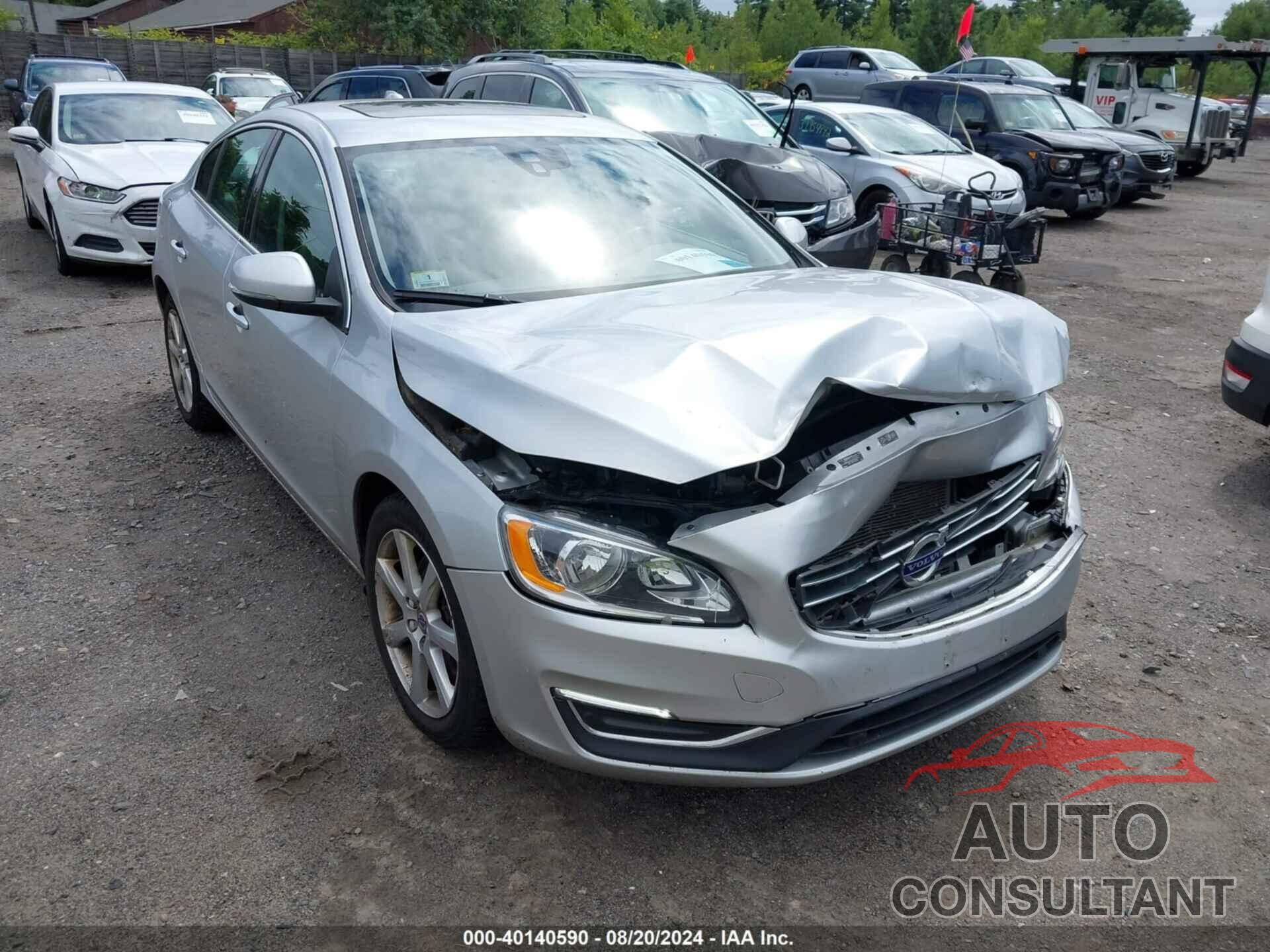 VOLVO S60 2016 - YV1612TKXG2412340