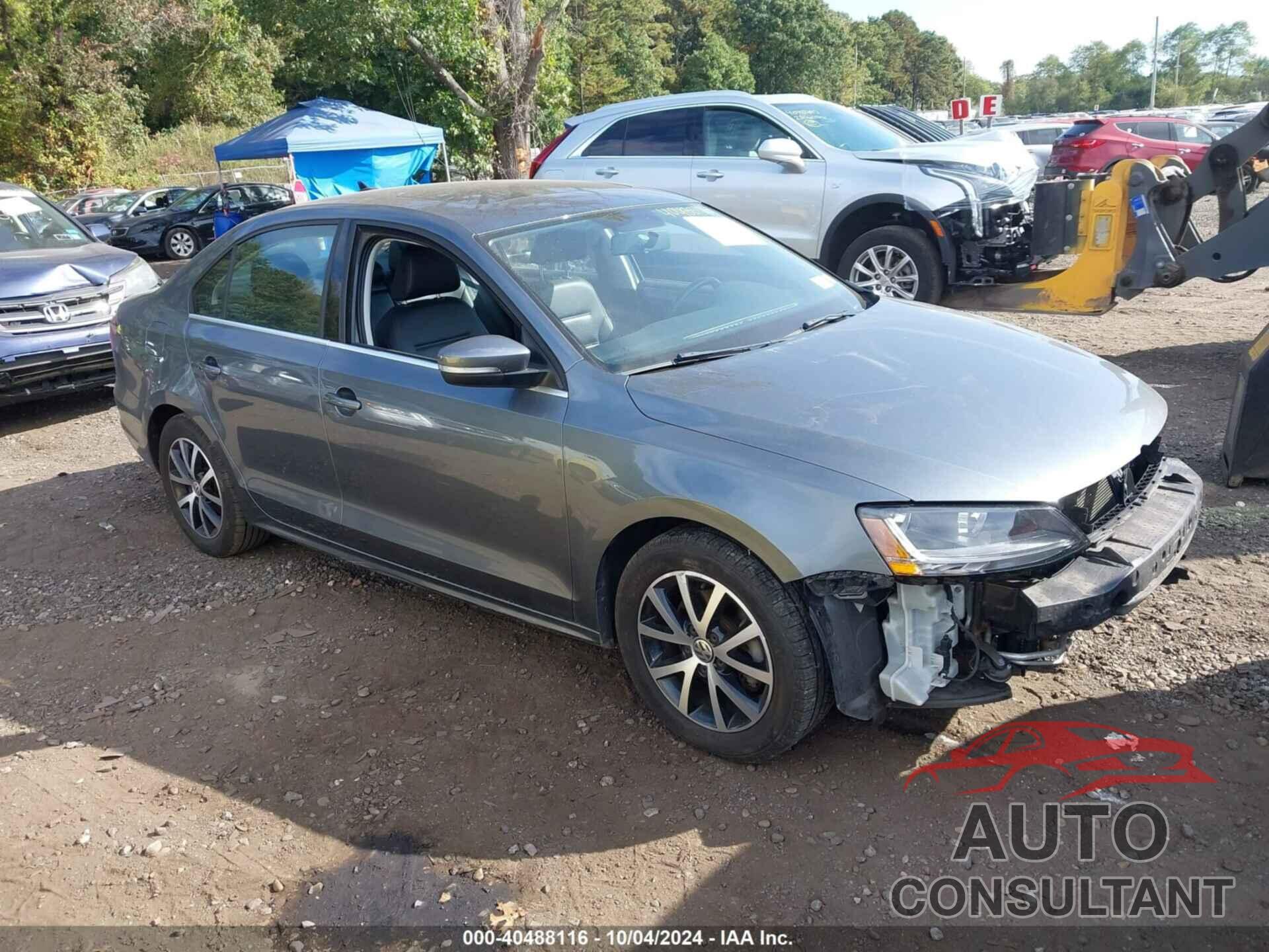 VOLKSWAGEN JETTA 2018 - 3VWDB7AJ6JM220413