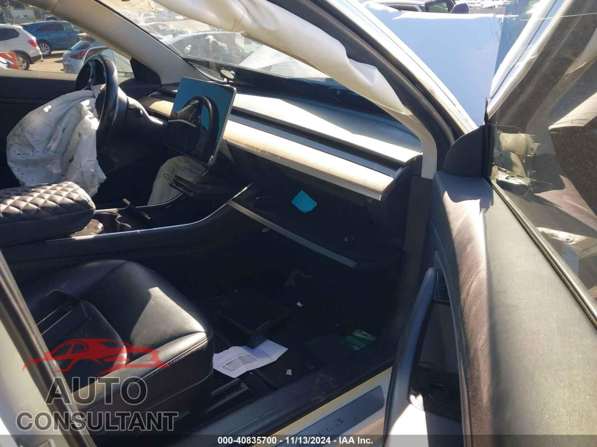 TESLA MODEL 3 2018 - 5YJ3E1EA7JF019783
