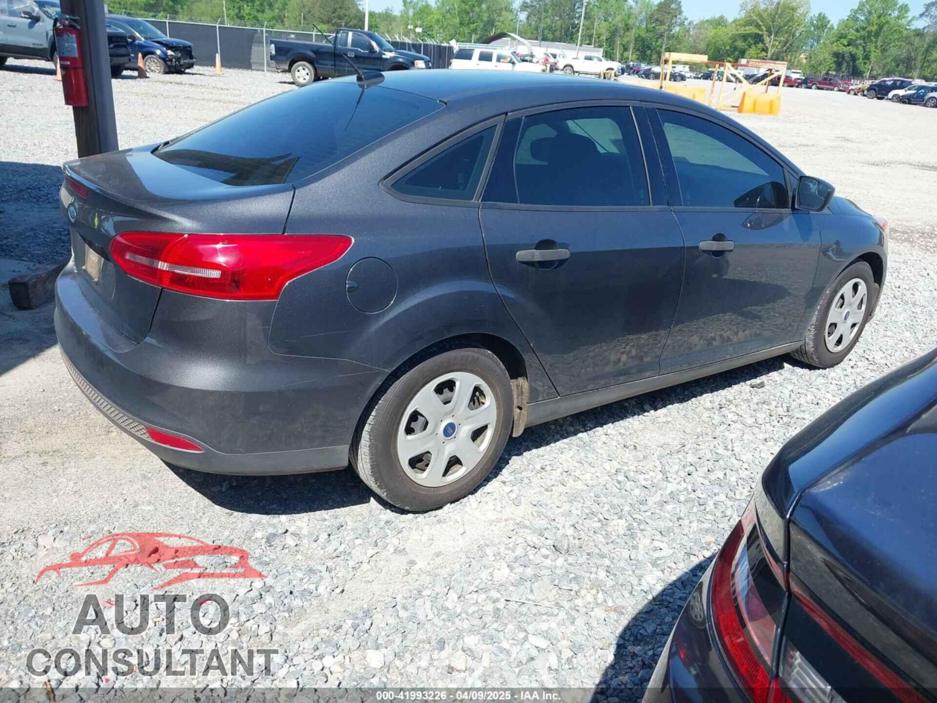 FORD FOCUS 2017 - 1FADP3E27HL322157