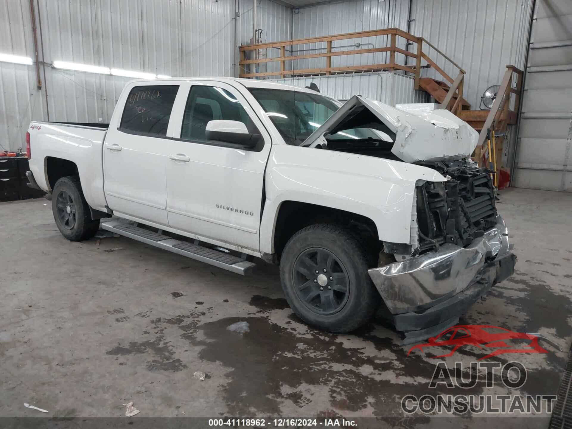 CHEVROLET SILVERADO 1500 2018 - 3GCUKREH3JG330128