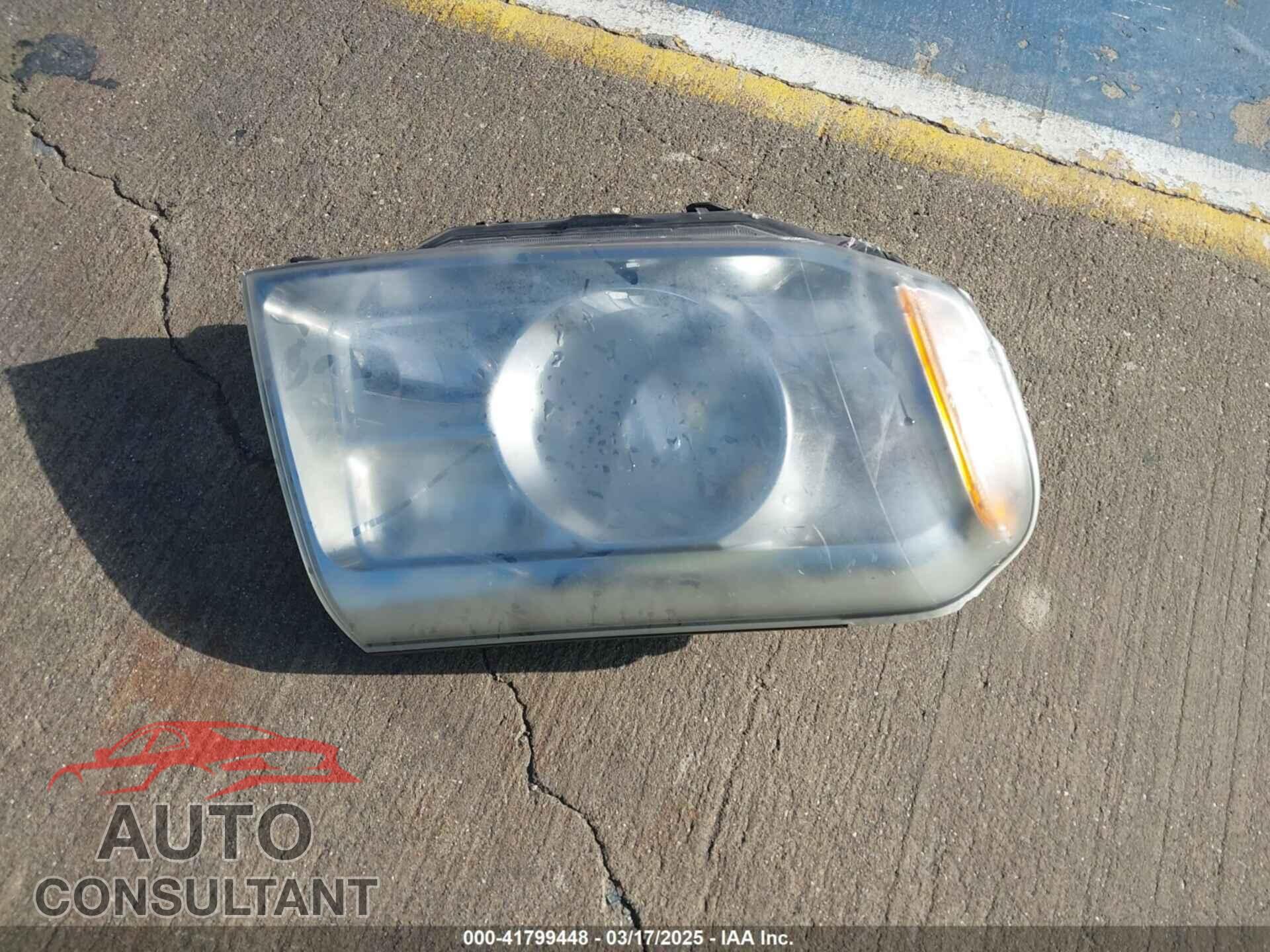 HONDA PILOT 2011 - 5FNYF3H40BB005357