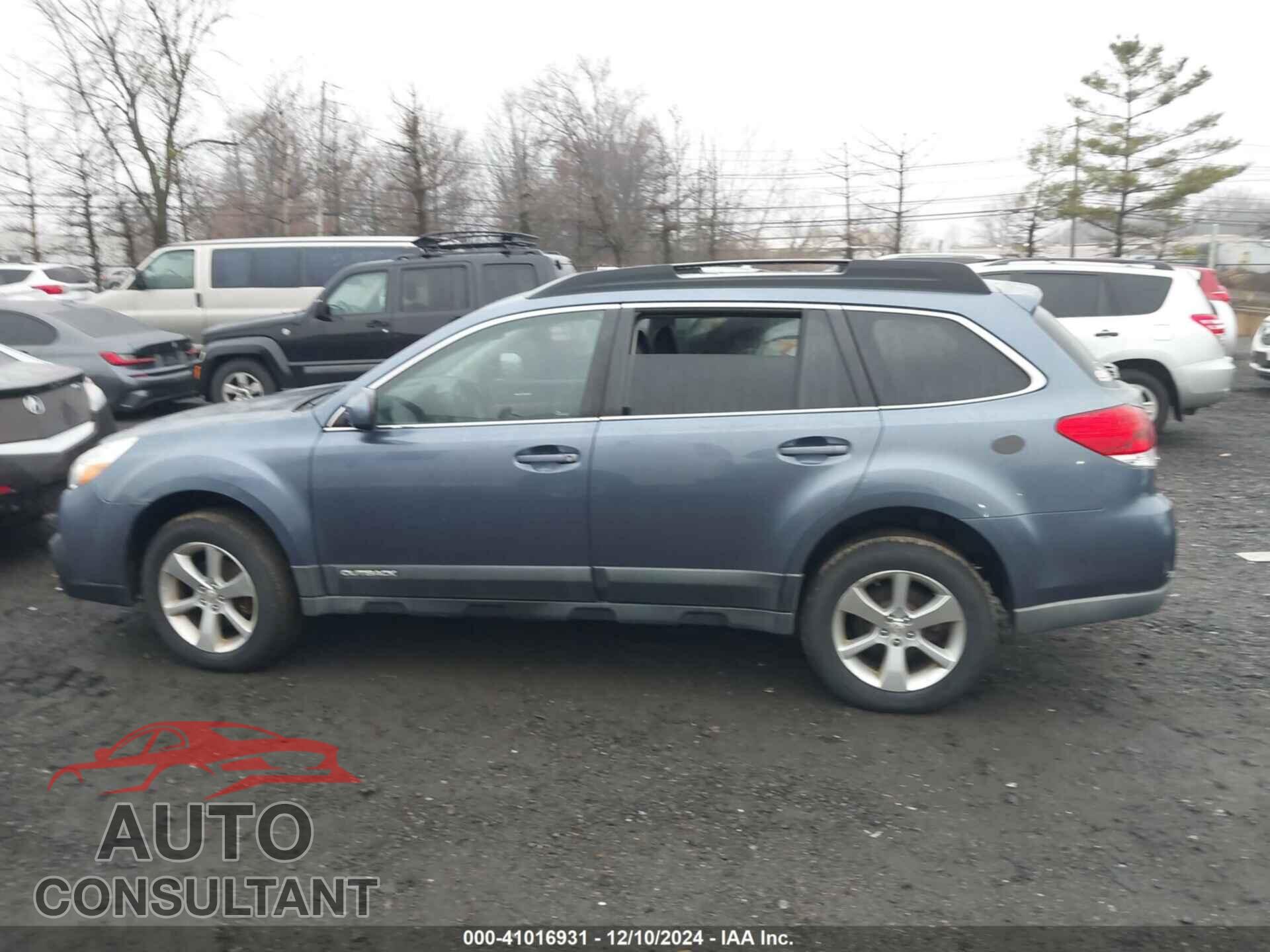 SUBARU OUTBACK 2013 - 4S4BRBKC8D3250958