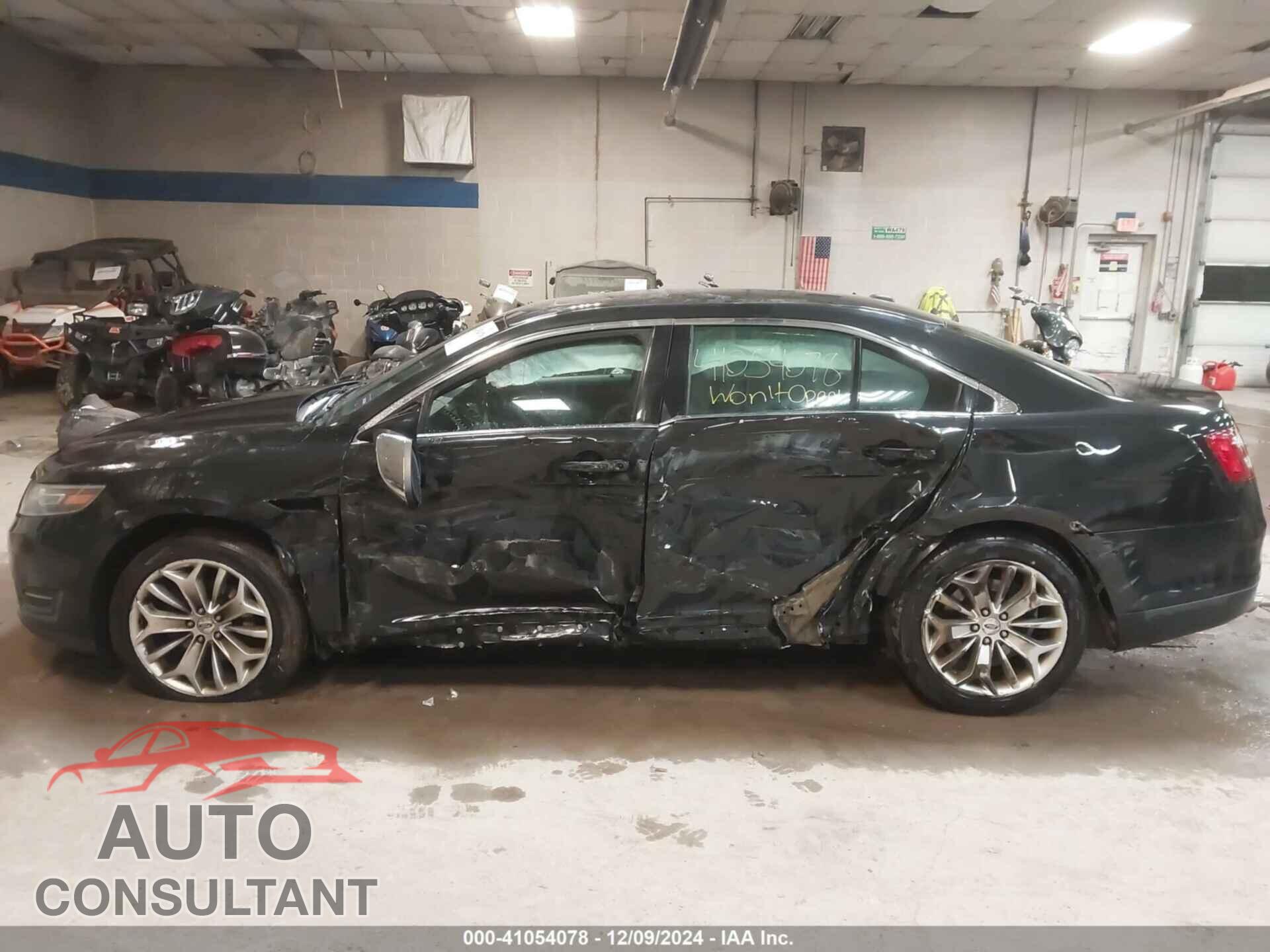 FORD TAURUS 2015 - 1FAHP2F80FG116165