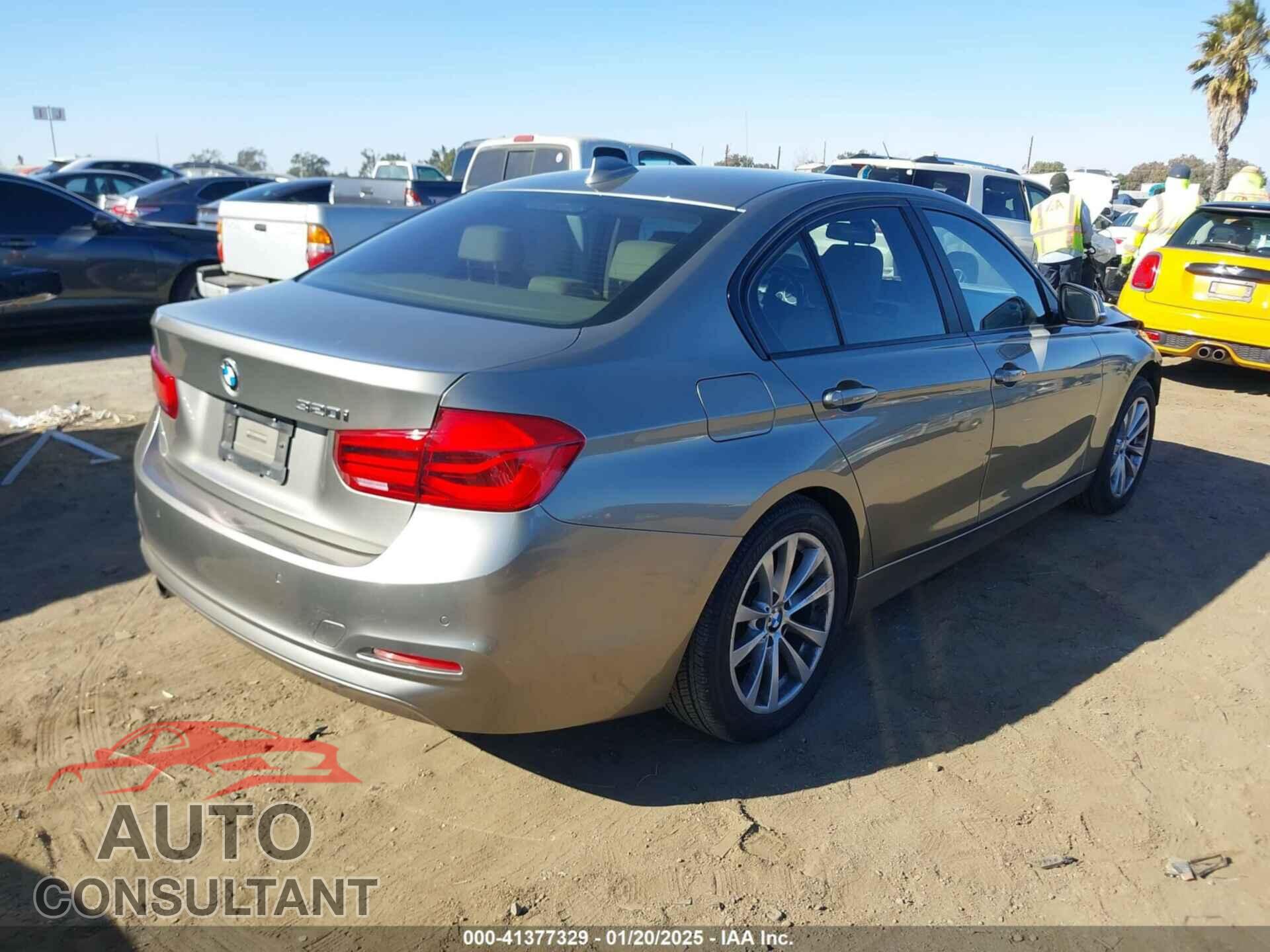BMW 320I 2016 - WBA8E1G56GNU12087