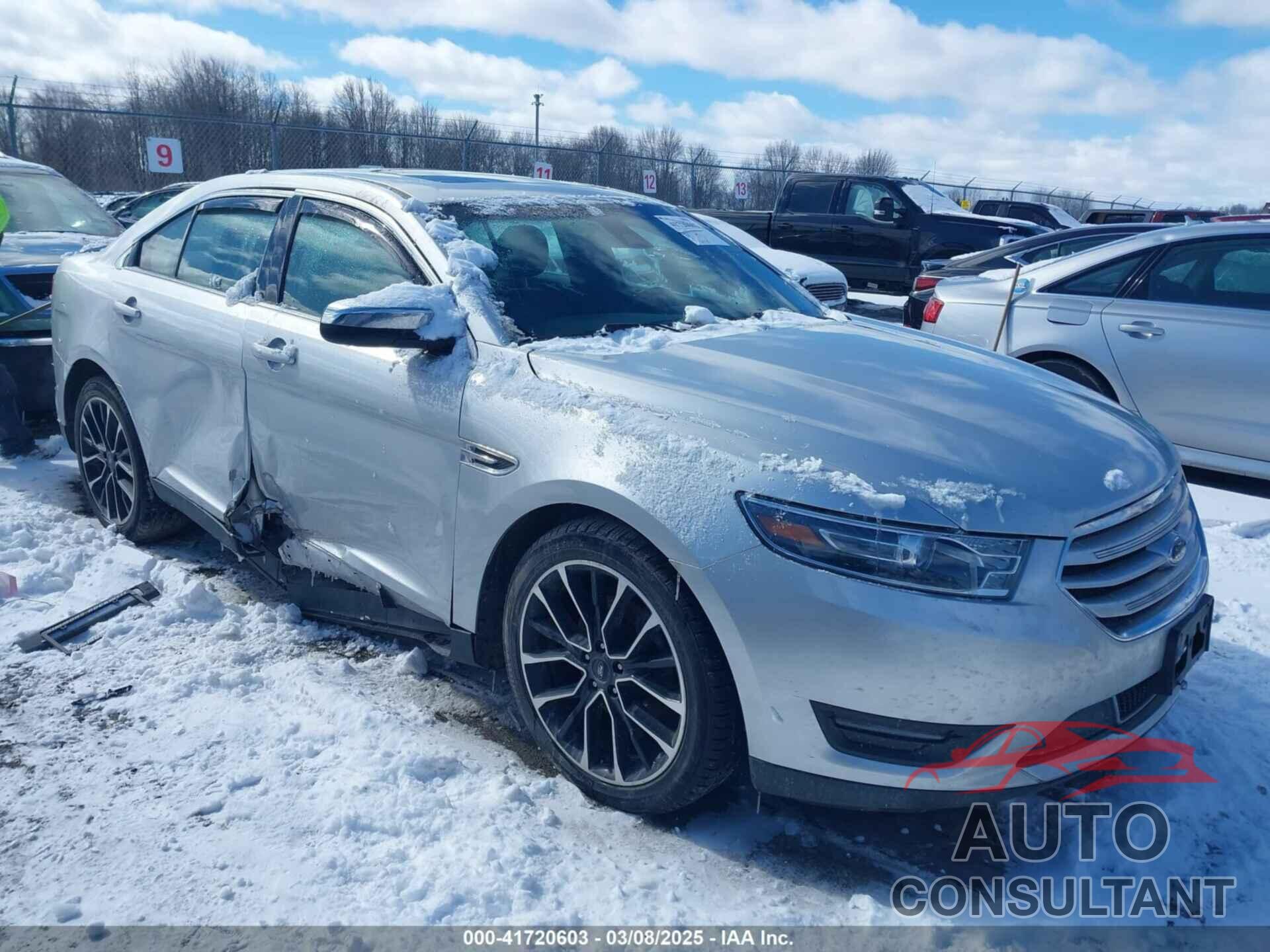 FORD TAURUS 2019 - 1FAHP2J80KG116832