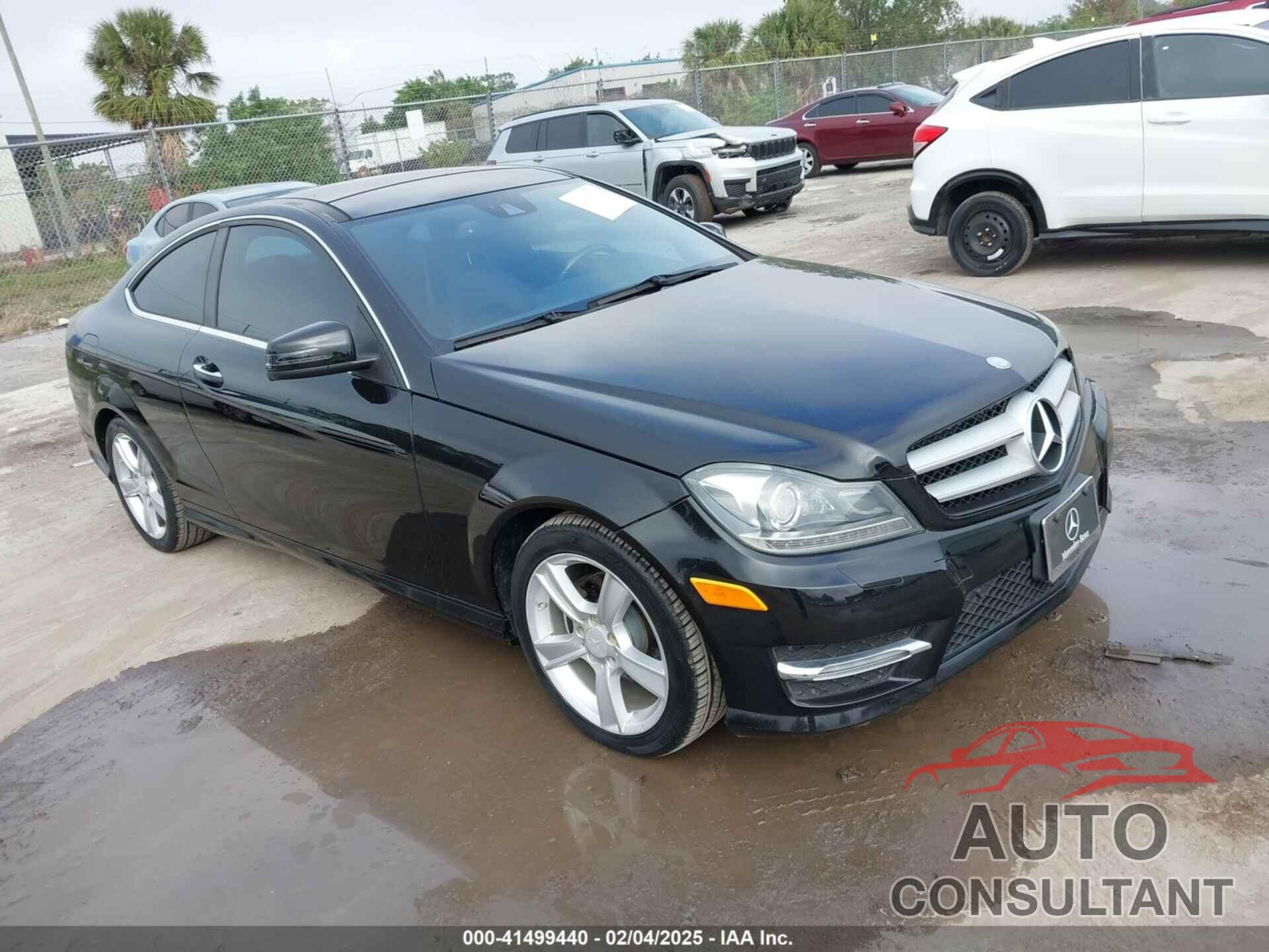 MERCEDES-BENZ C 250 2013 - WDDGJ4HB6DG011970