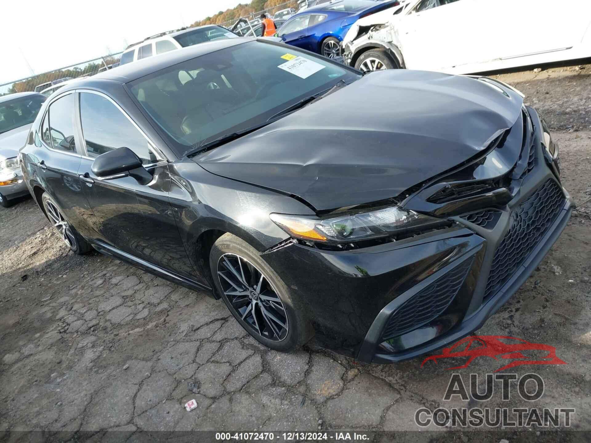 TOYOTA CAMRY 2023 - 4T1G11AK4PU809243