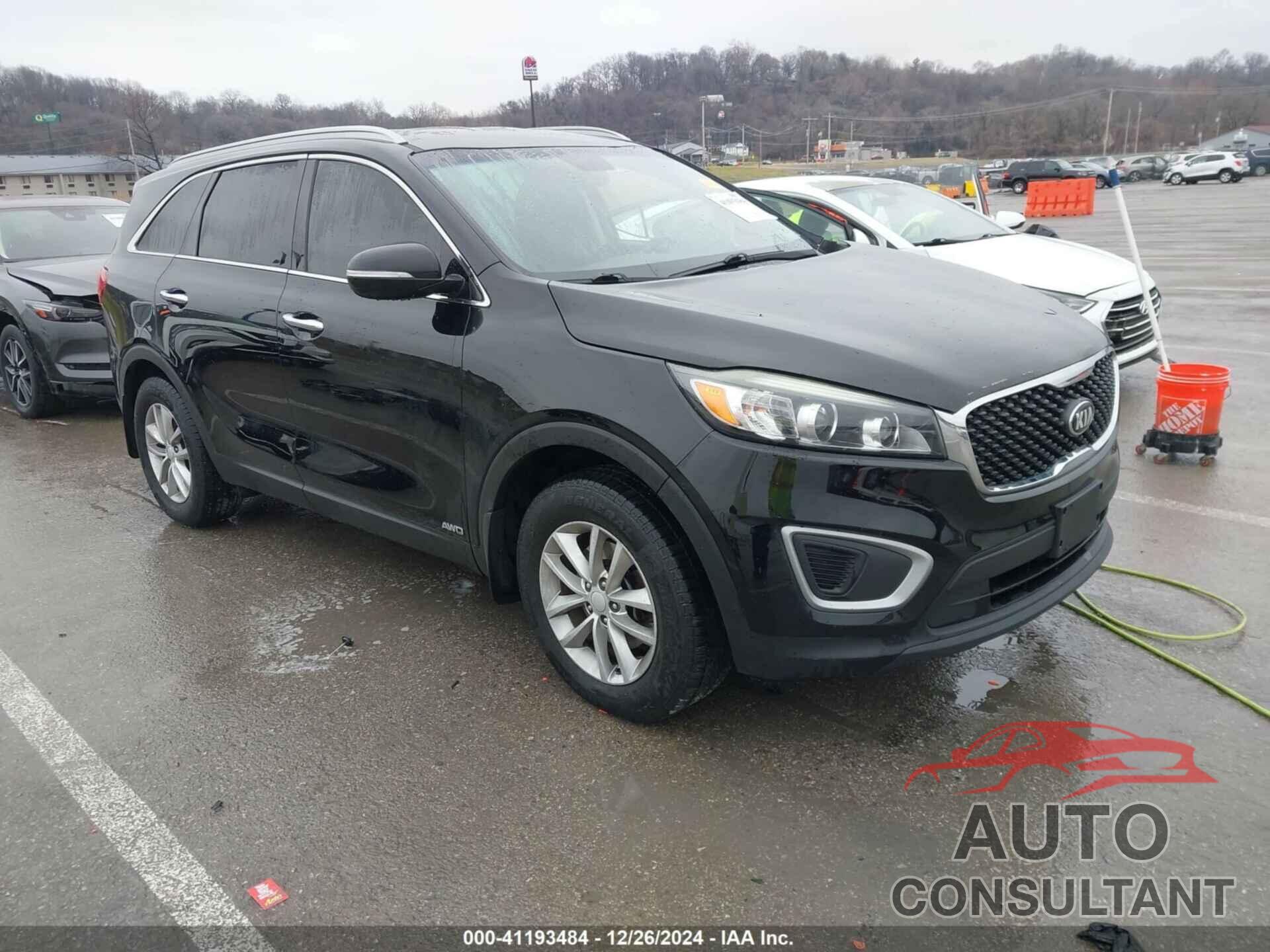 KIA SORENTO 2018 - 5XYPGDA39JG429353