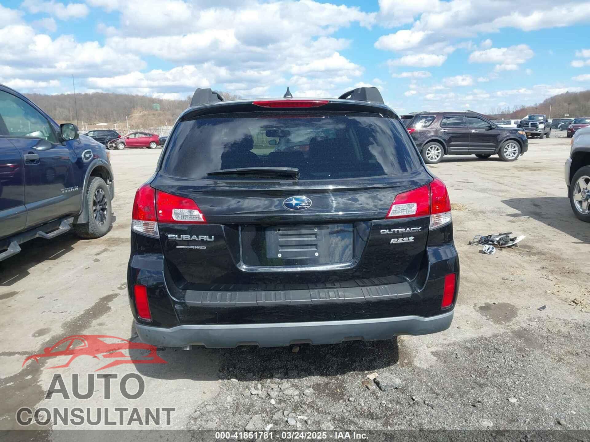 SUBARU OUTBACK 2014 - 4S4BRBLC4E3235812