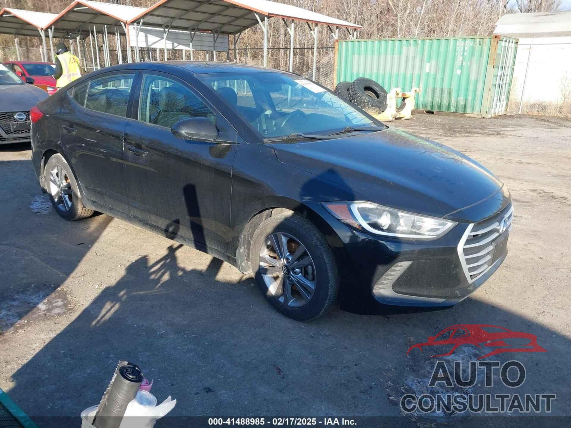 HYUNDAI ELANTRA 2018 - KMHD84LF8JU570917