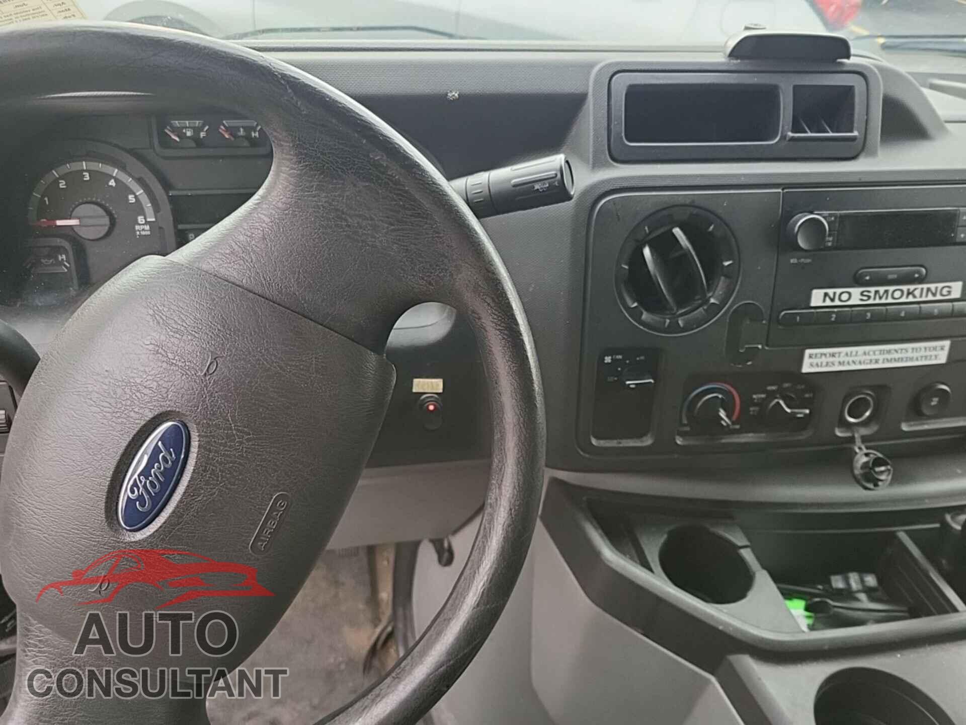 FORD ECONOLINE 2019 - 1FDXE4FS4KDC52292