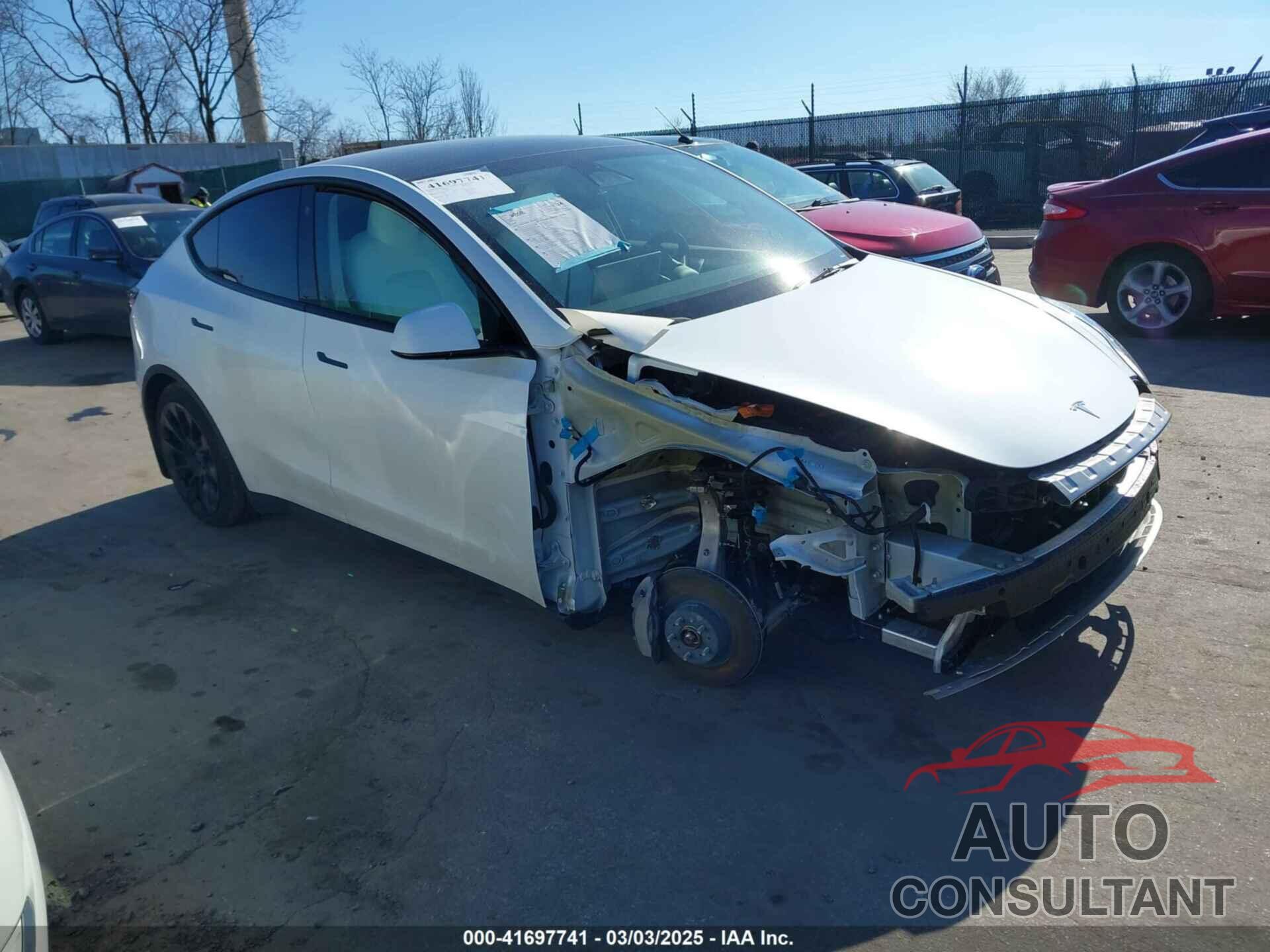 TESLA MODEL Y 2023 - 7SAYGAEE5PF768791
