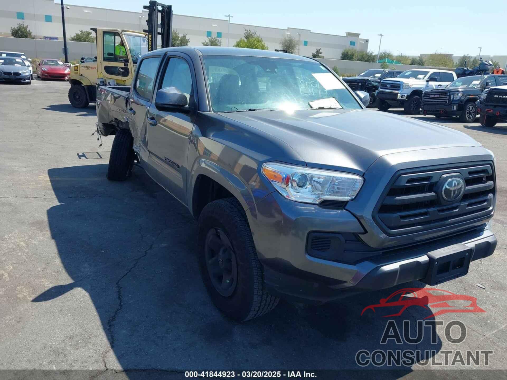 TOYOTA TACOMA 2018 - 5TFAX5GN3JX123475