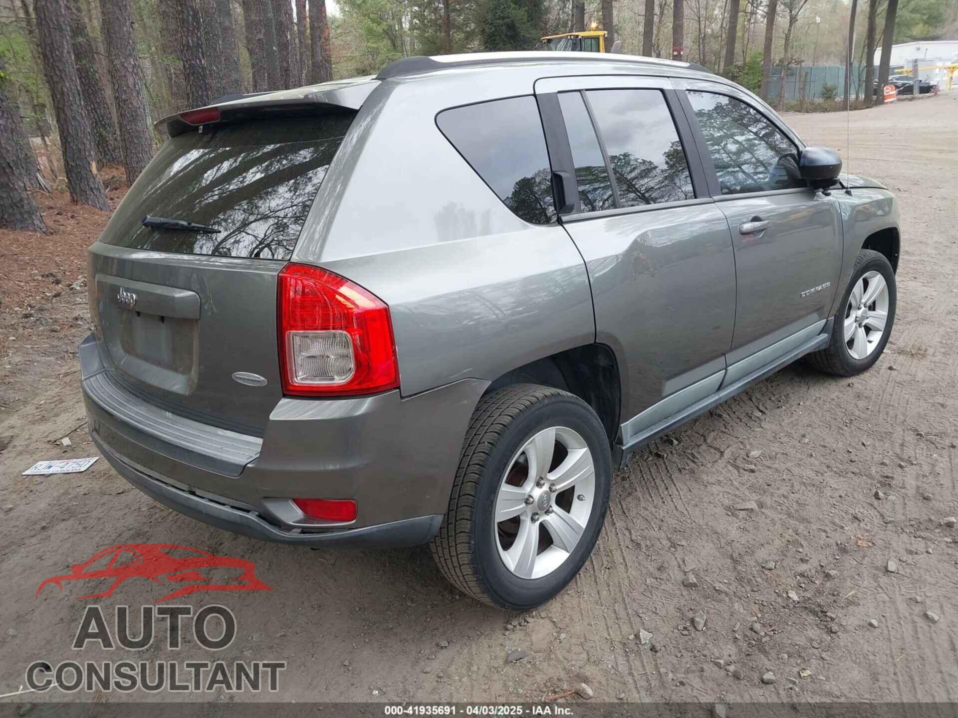JEEP COMPASS 2011 - 1J4NF1FB5BD264825