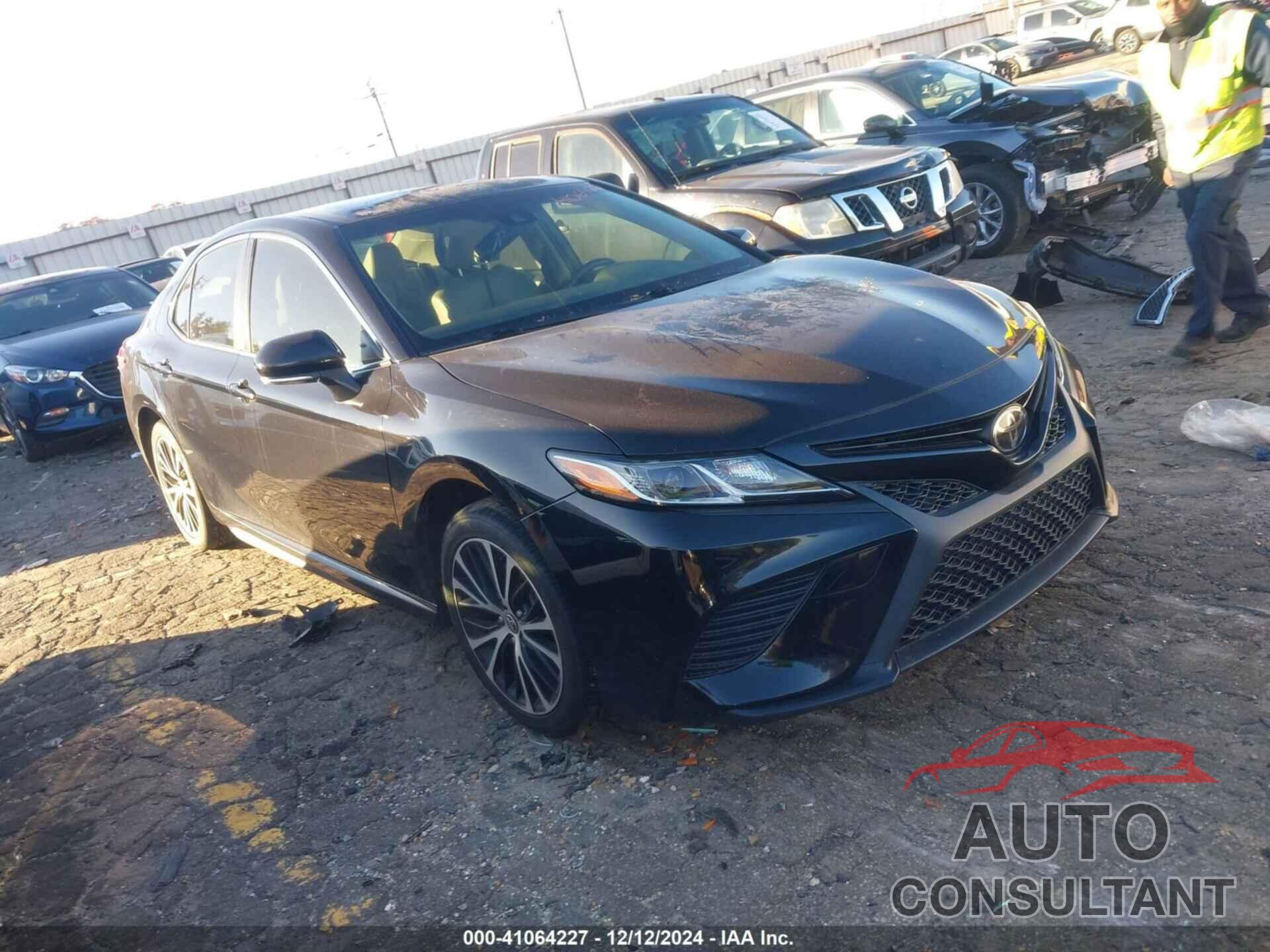 TOYOTA CAMRY 2018 - JTNB11HK5J3002050