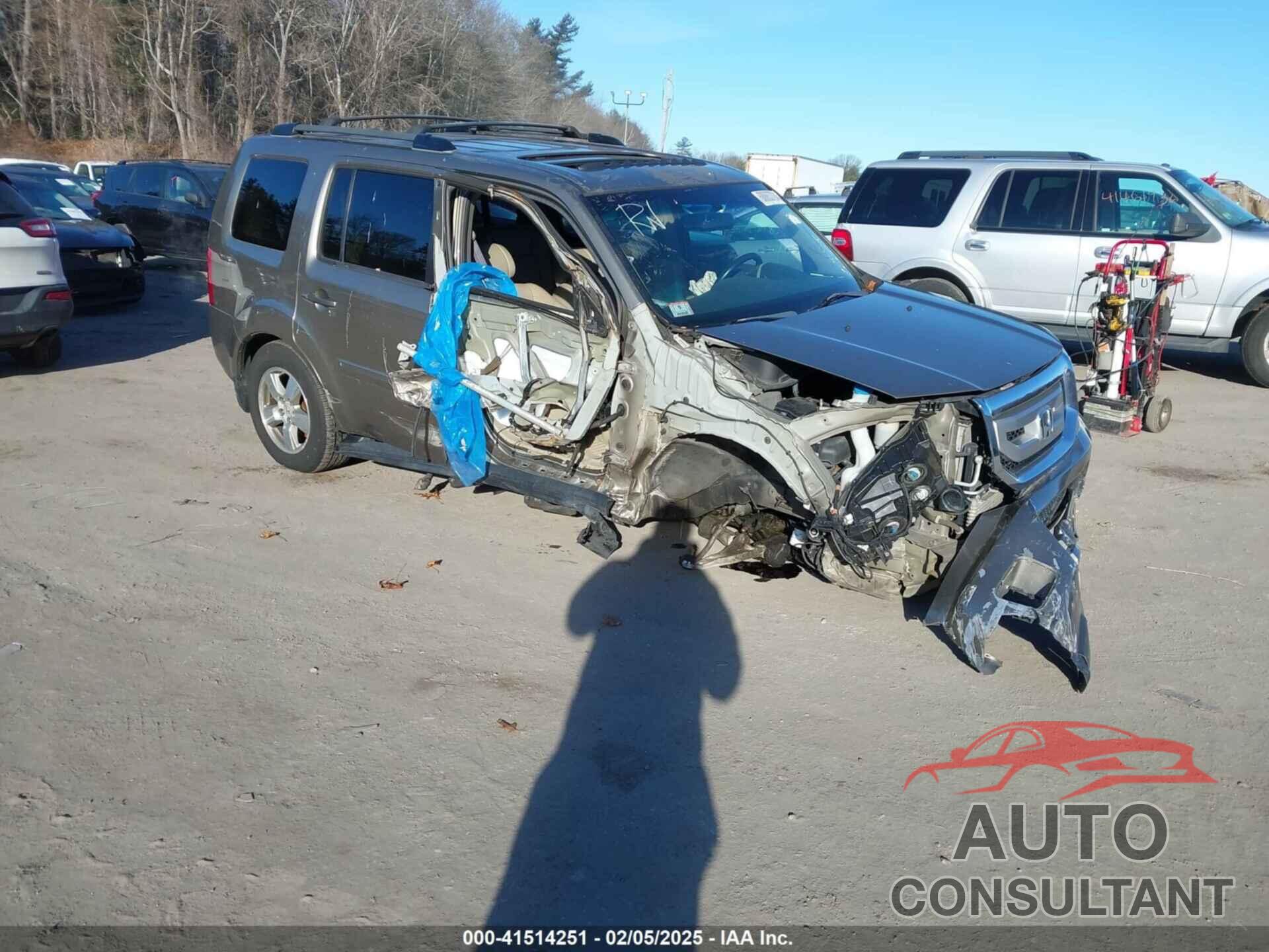 HONDA PILOT 2011 - 5FNYF3H64BB030389