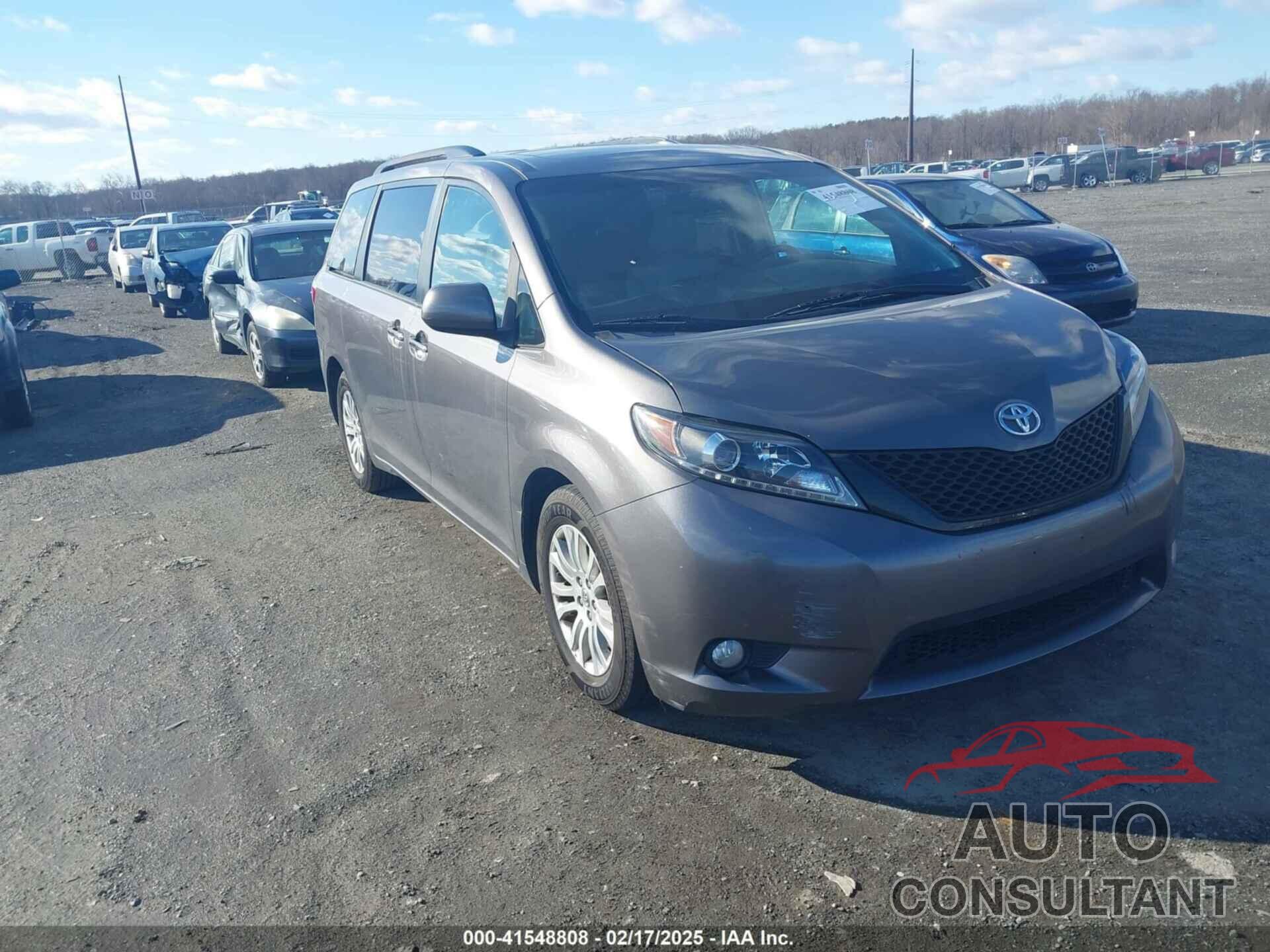 TOYOTA SIENNA 2017 - 5TDYZ3DC9HS805907