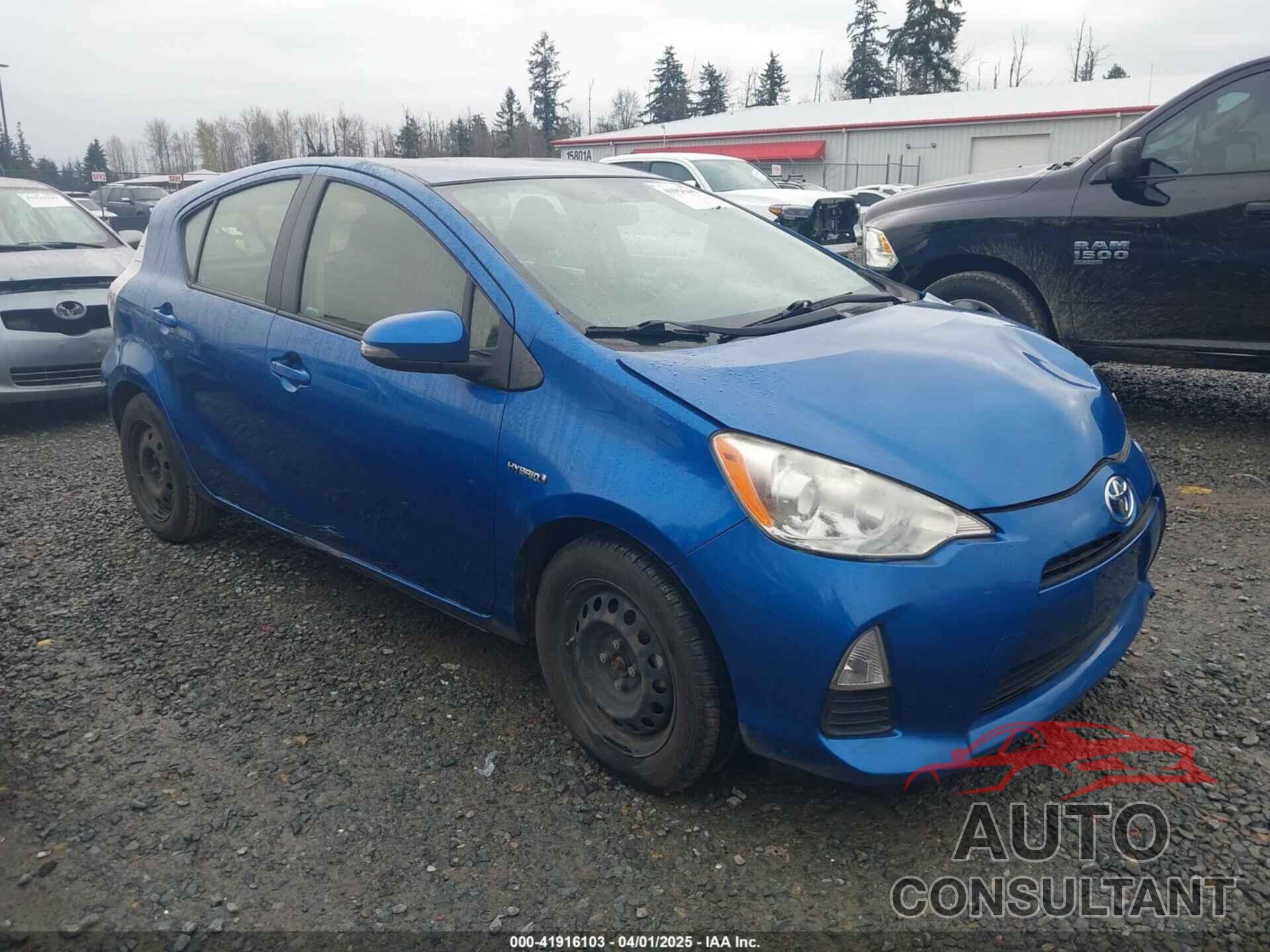 TOYOTA PRIUS C 2013 - JTDKDTB39D1058324