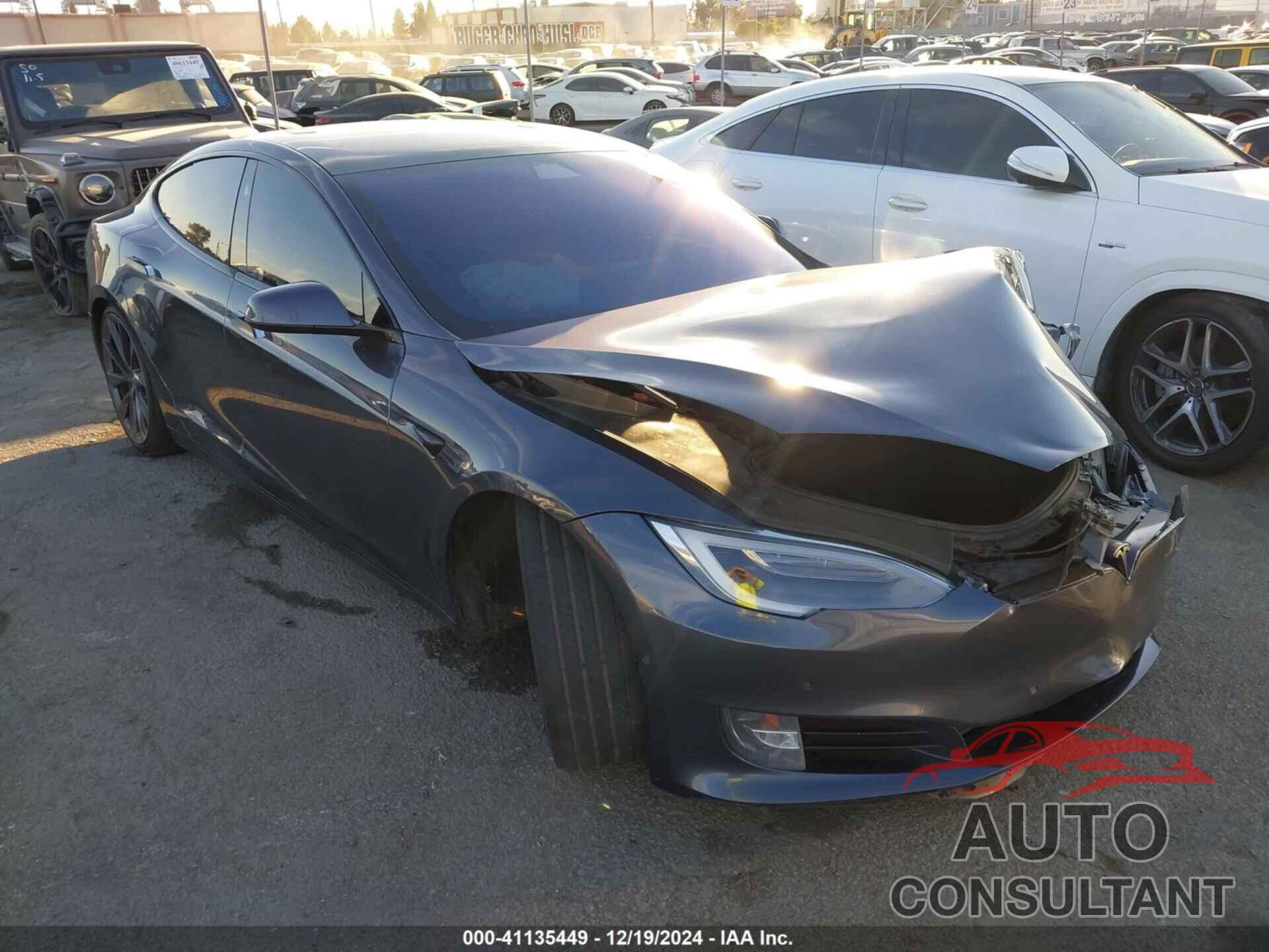 TESLA MODEL S 2018 - 5YJSA1E27JF295686