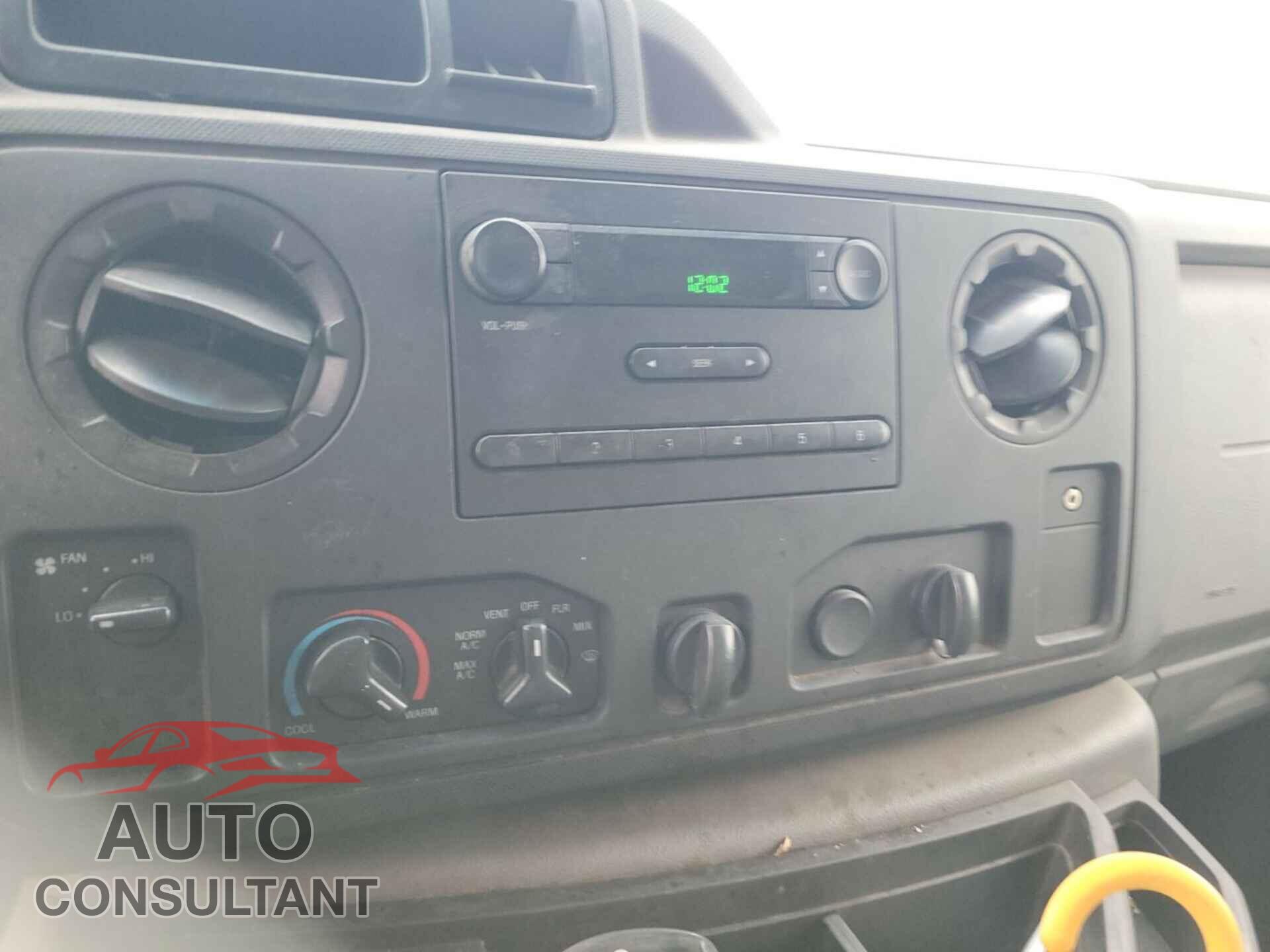 FORD ECONOLINE 2013 - 1FDXE4FS2DDB28279