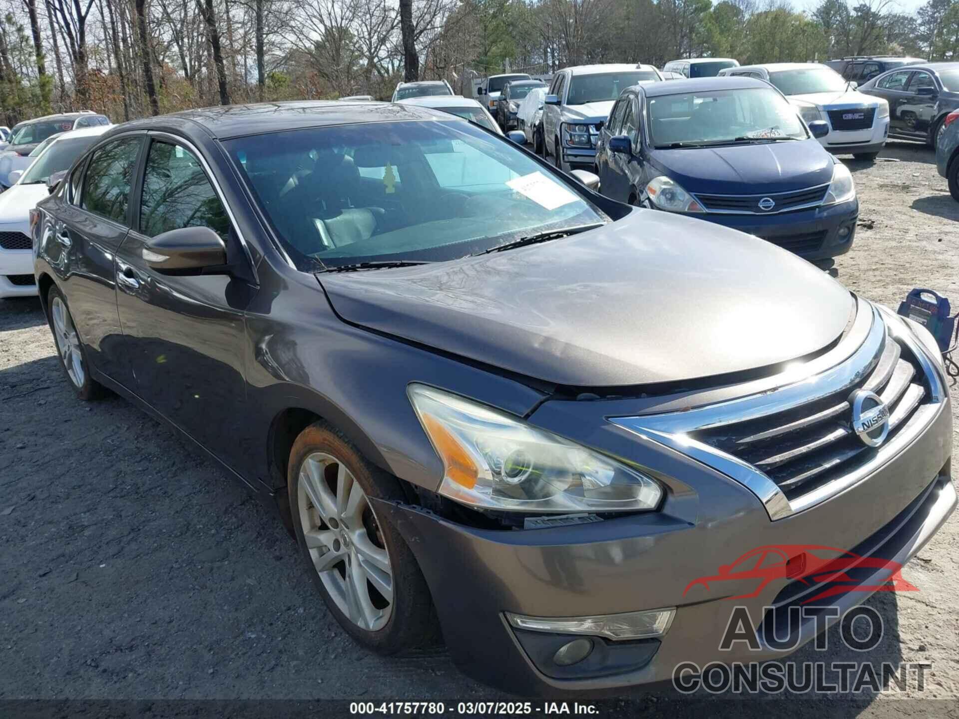 NISSAN ALTIMA 2013 - 1N4BL3AP2DN547816